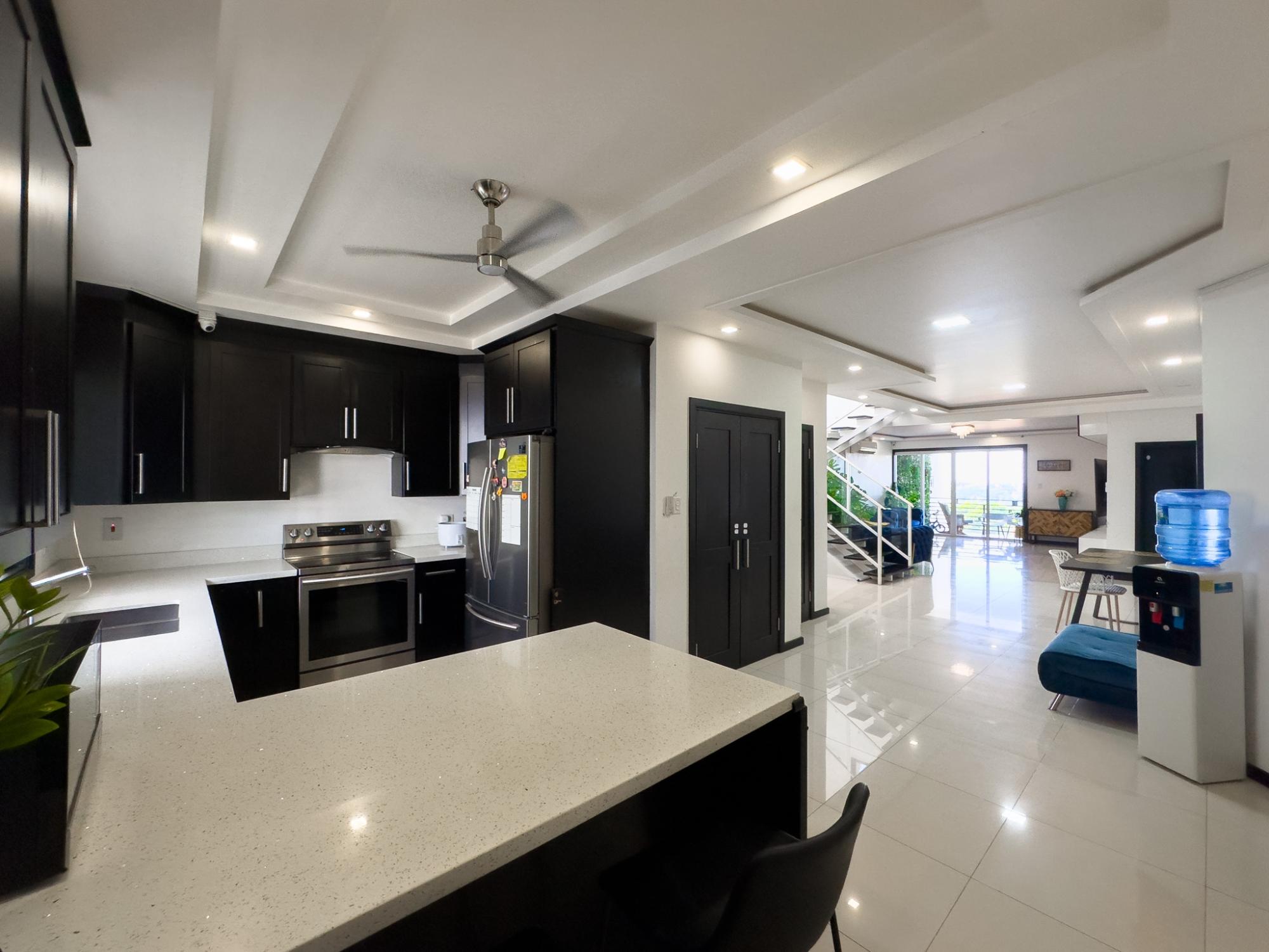 Kingston & St. Andrew, JM, 4 Bedrooms Bedrooms, ,5 BathroomsBathrooms,Residential,For Sale,1655931