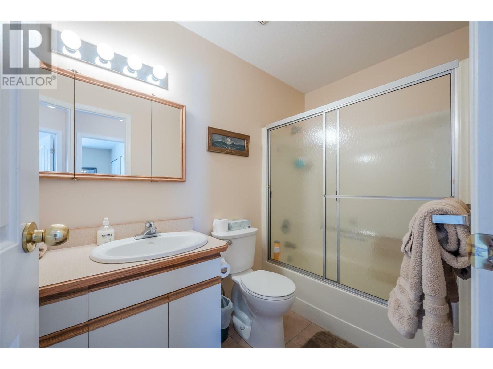 PENTICTON, British Columbia, V2A 8H9, CA, 2 Bedrooms Bedrooms, ,2 BathroomsBathrooms,Residential,For Sale,1961131