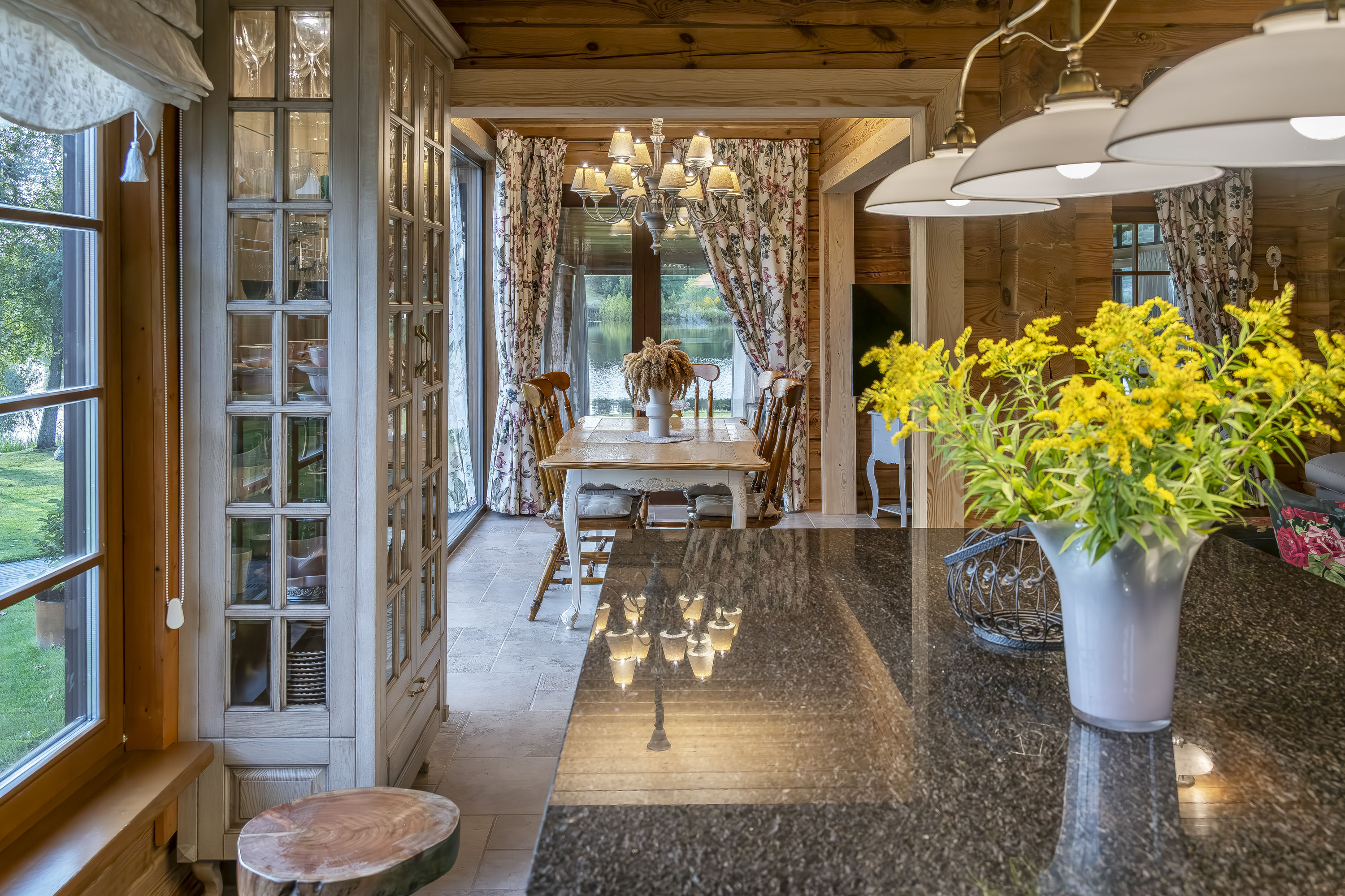  Romantic family homestead with a long lakeside - 物件實景