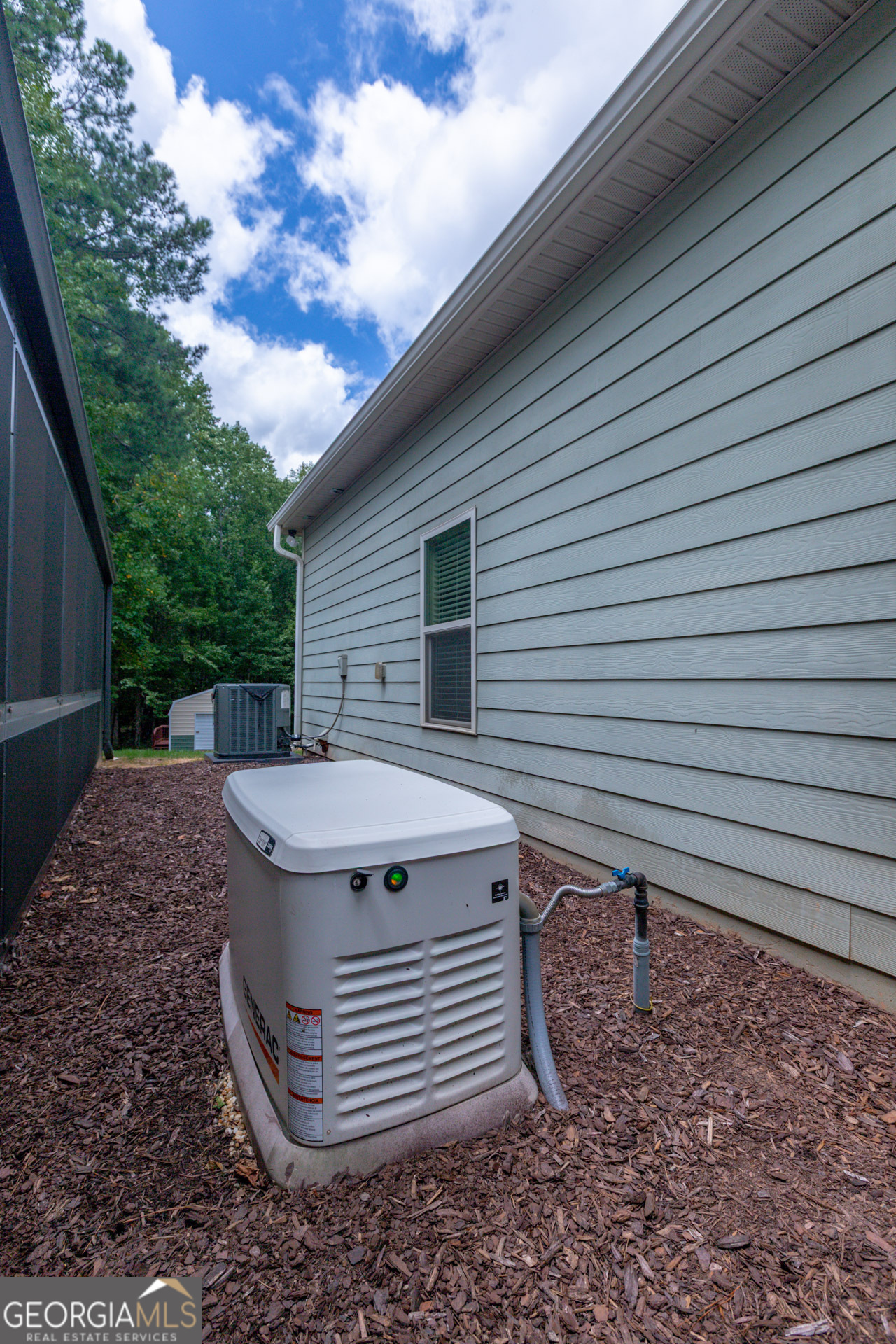 Senoia, Georgia, 30276, United States, 4 Bedrooms Bedrooms, ,3 BathroomsBathrooms,Residential,For Sale,1970203