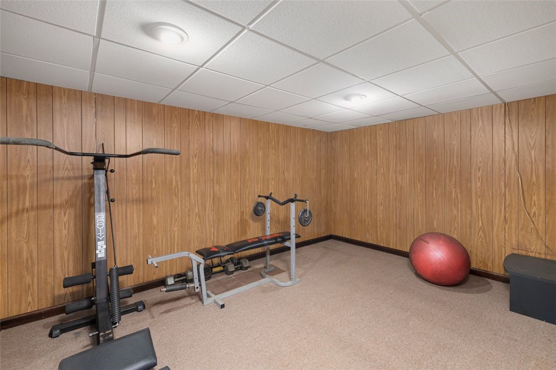 Cranston, Rhode Island, 02921, United States, 3 Bedrooms Bedrooms, ,2 BathroomsBathrooms,Residential,For Sale,1940913