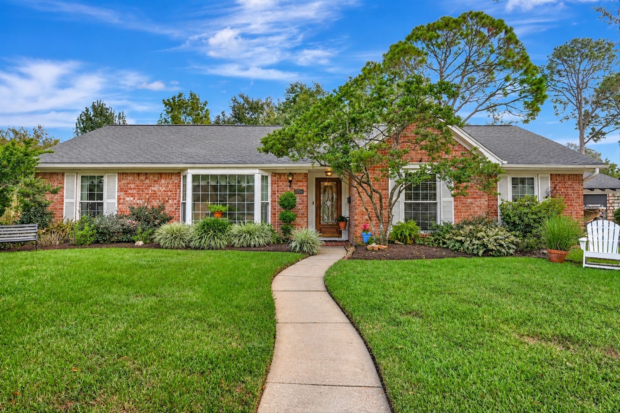 Bowline Rd, Houston, TX 77062