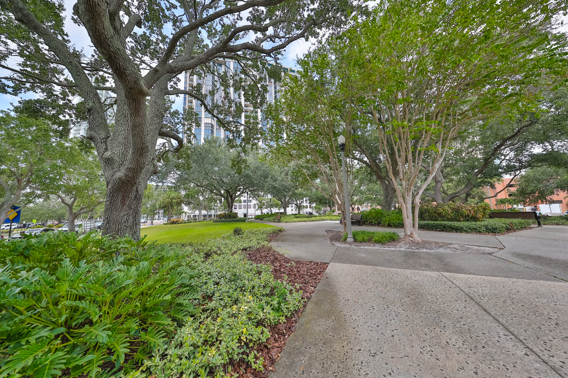 St Petersburg, Florida, 33701, United States, 3 Bedrooms Bedrooms, ,3 BathroomsBathrooms,Residential,For Sale,1924192