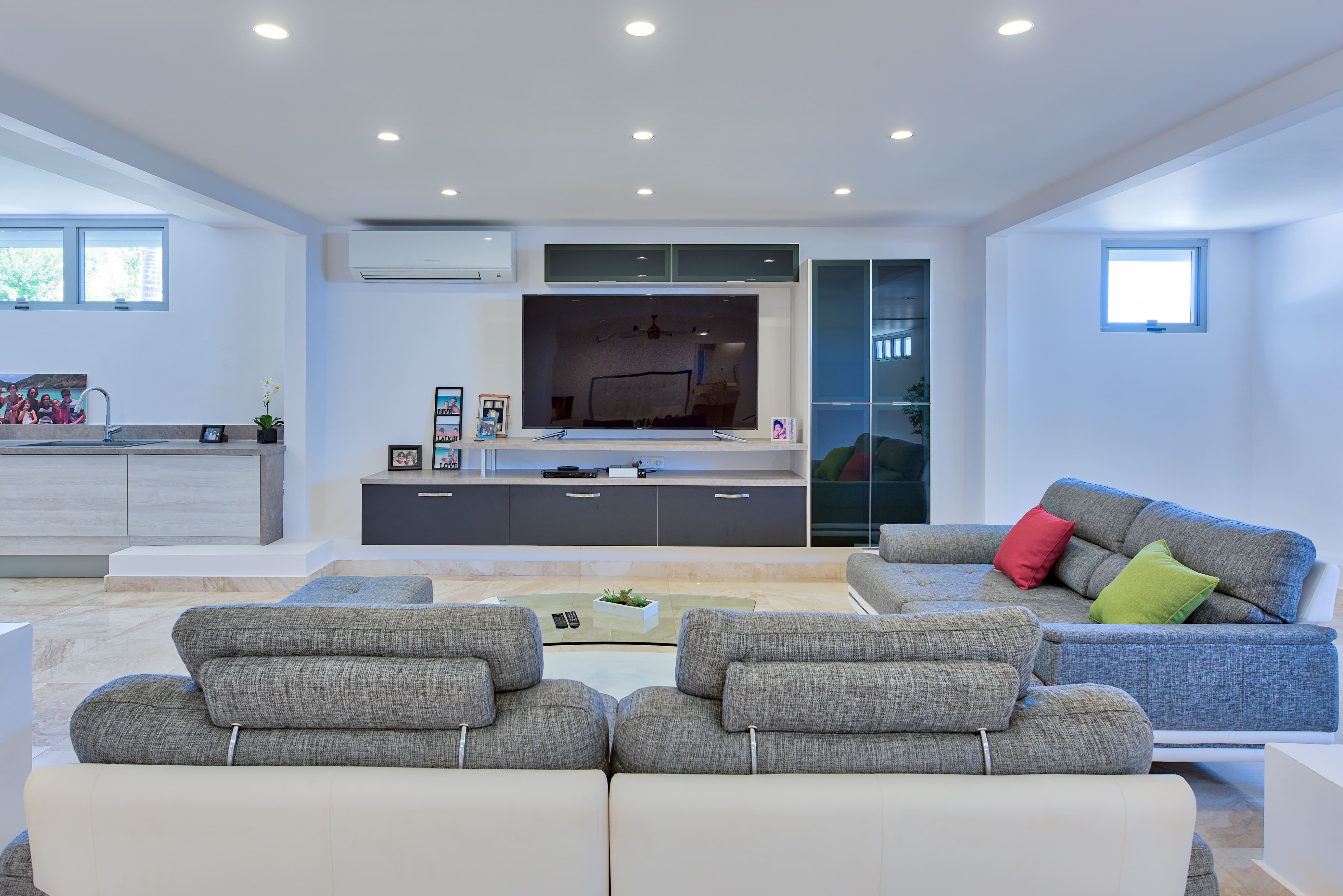  5 Bedroom Terres Basses Estate - 物件實景