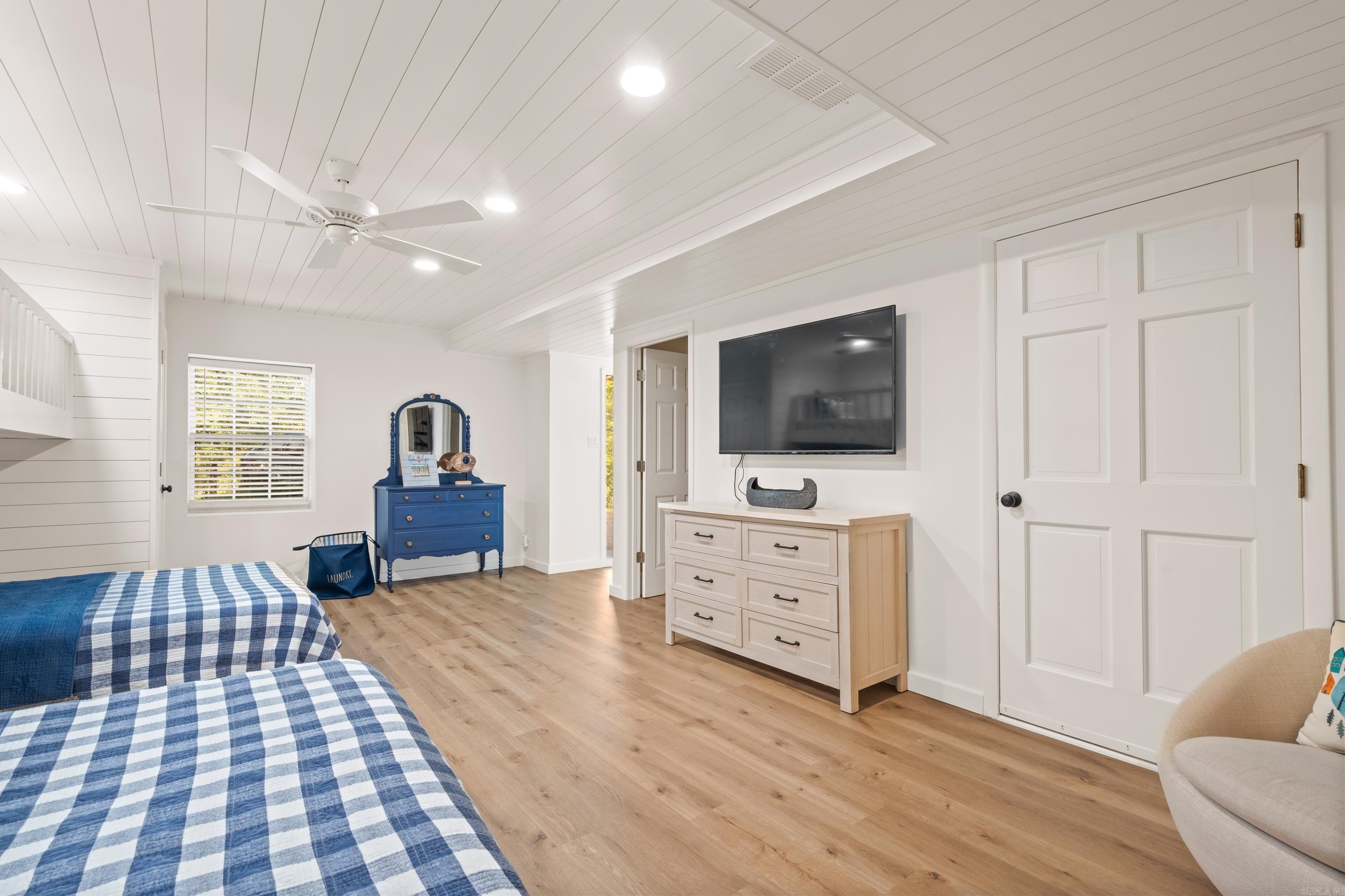 Hot Springs, Arkansas, 71913, United States, 3 Bedrooms Bedrooms, ,3 BathroomsBathrooms,Residential,For Sale,1905821