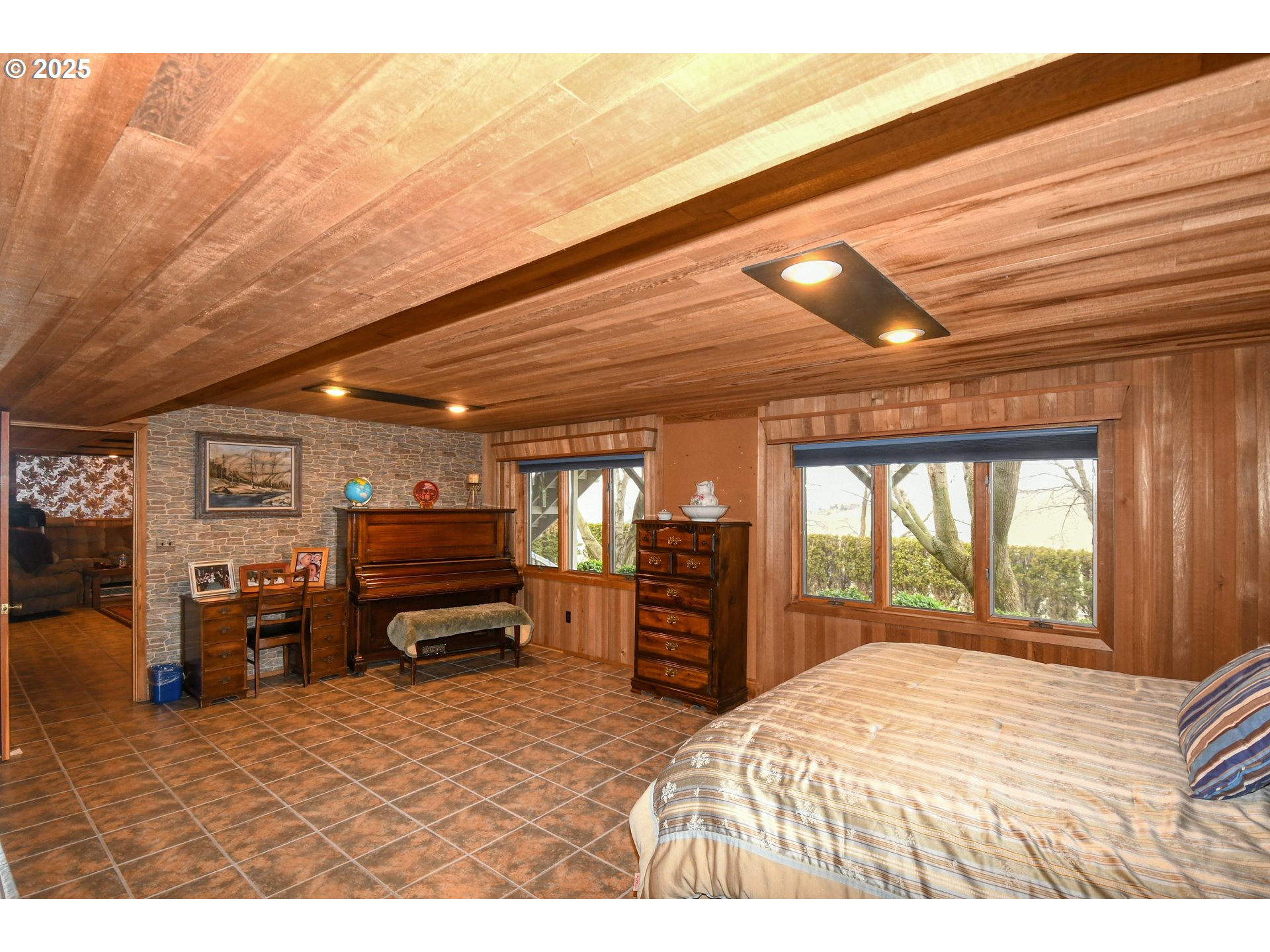 Pendleton, Oregon, 97801, United States, 5 Bedrooms Bedrooms, ,5 BathroomsBathrooms,Residential,For Sale,1691244