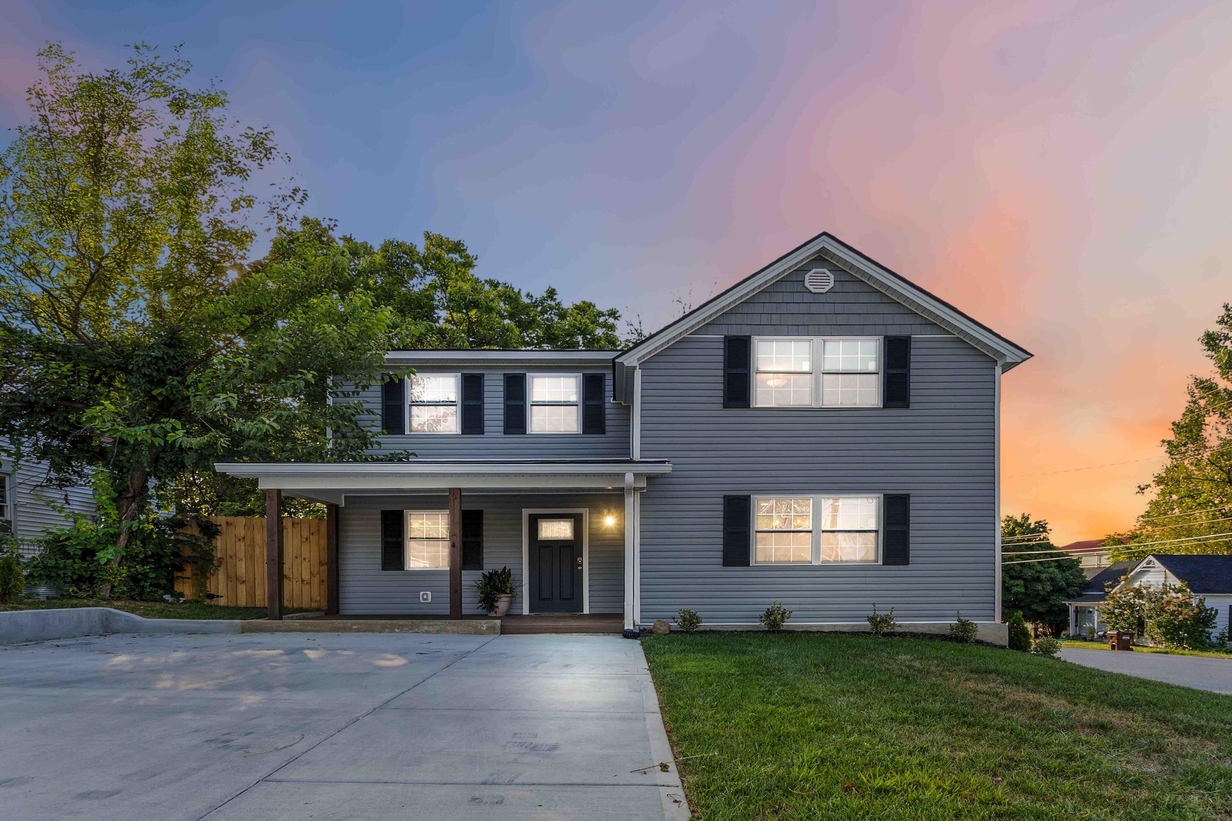 Richmond, Kentucky, 40475, United States, 4 Bedrooms Bedrooms, ,4 BathroomsBathrooms,Residential,For Sale,1943491
