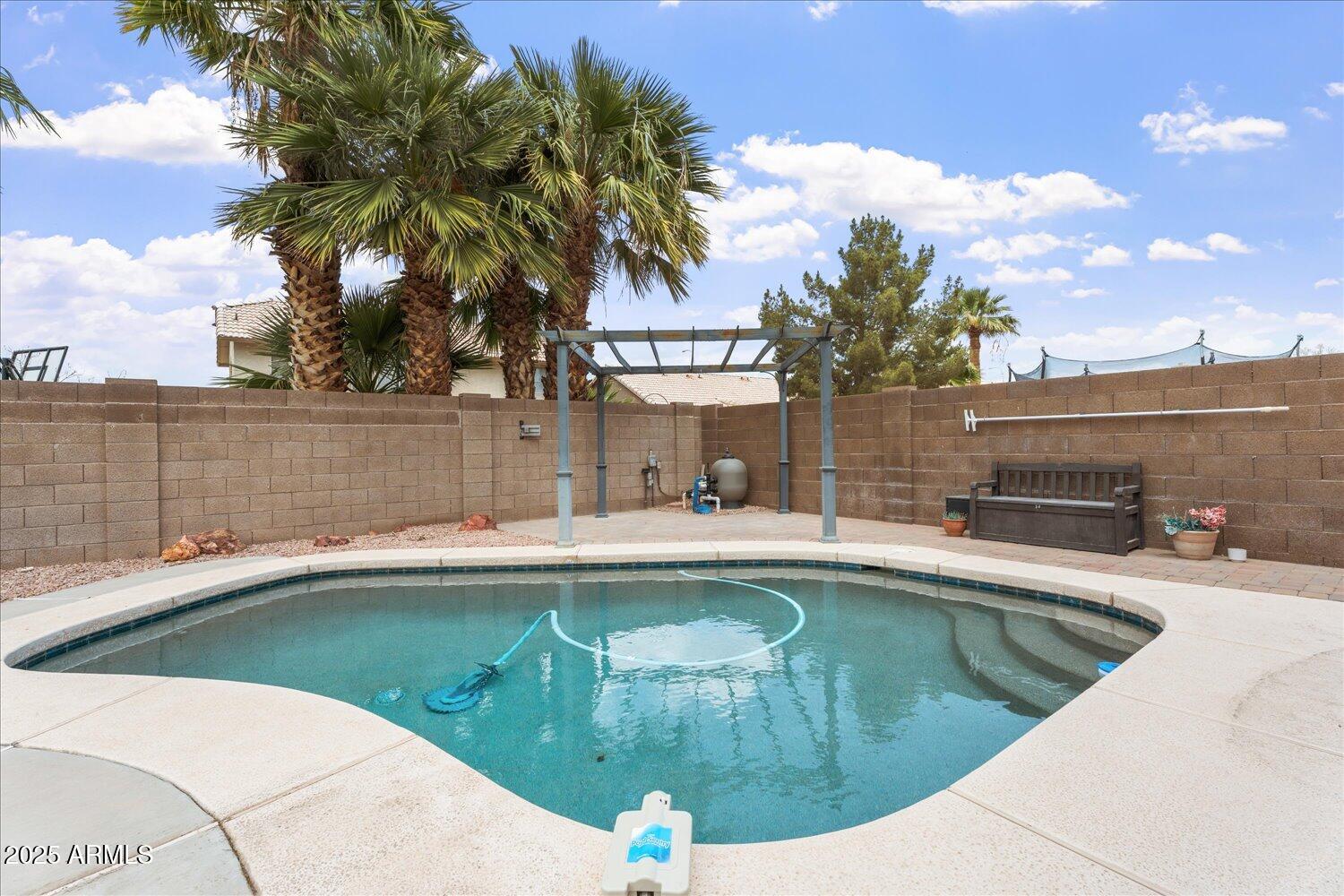Chandler, Arizona, 85225, United States, 3 Bedrooms Bedrooms, ,Residential,For Sale,1796657