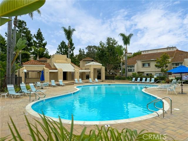 Laguna Niguel, California, 92677, United States, 2 Bedrooms Bedrooms, ,2 BathroomsBathrooms,Residential,For Sale,1966962