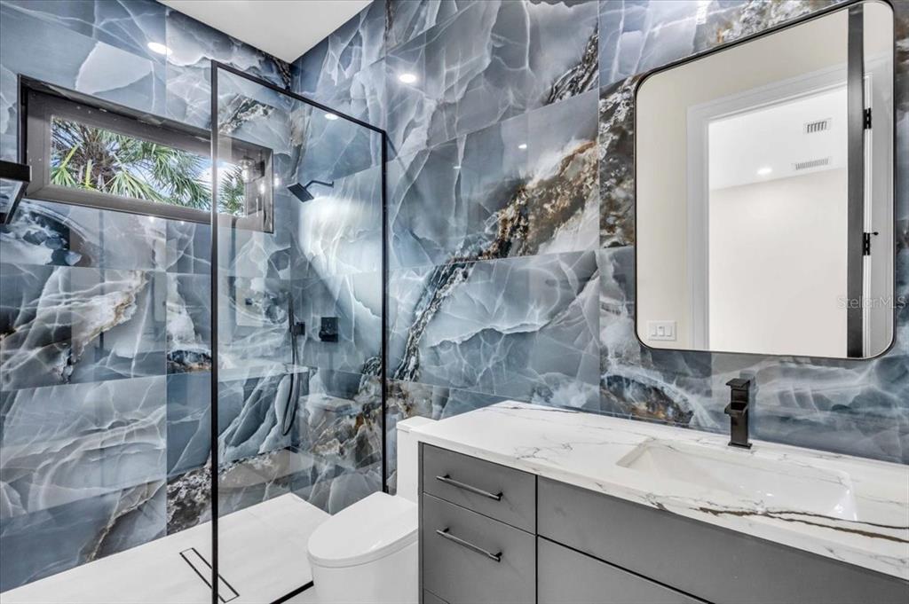 Nokomis, Florida, 34275, United States, 4 Bedrooms Bedrooms, ,5 BathroomsBathrooms,Residential,For Sale,1989128