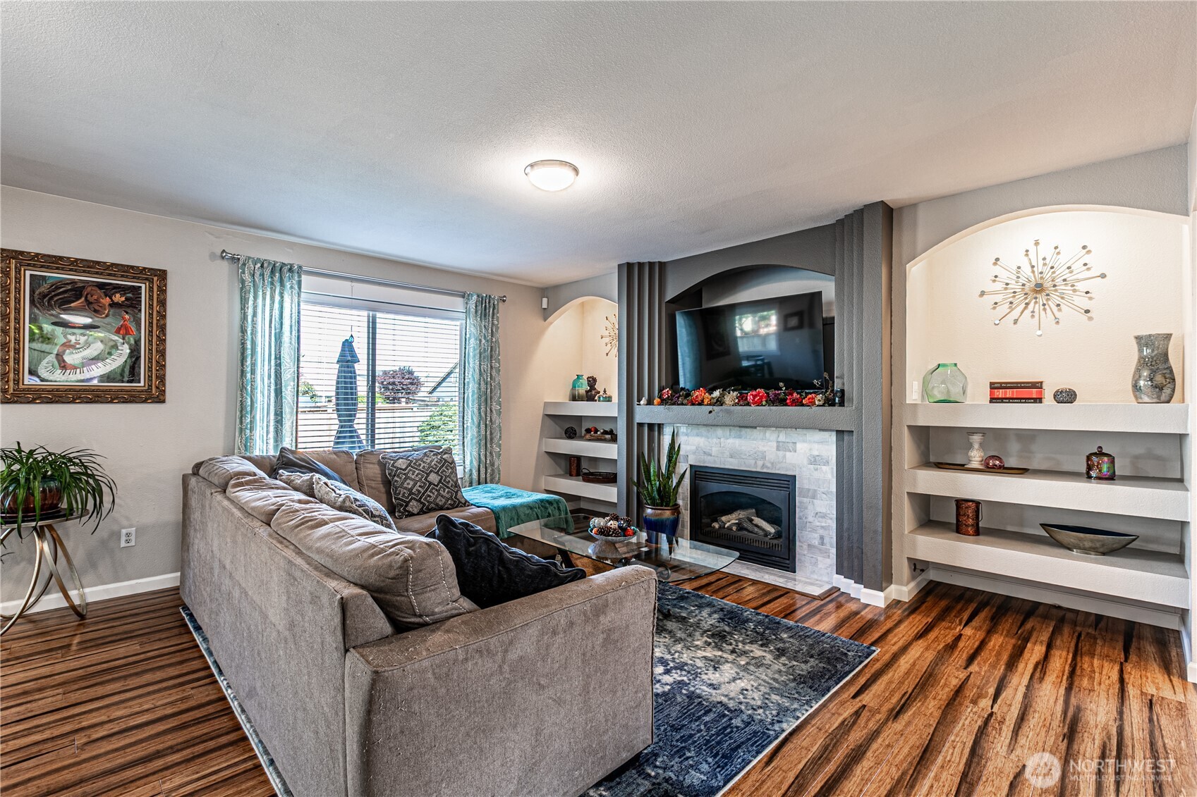 Tacoma, Washington, 98445, United States, 3 Bedrooms Bedrooms, ,3 BathroomsBathrooms,Residential,For Sale,1857304