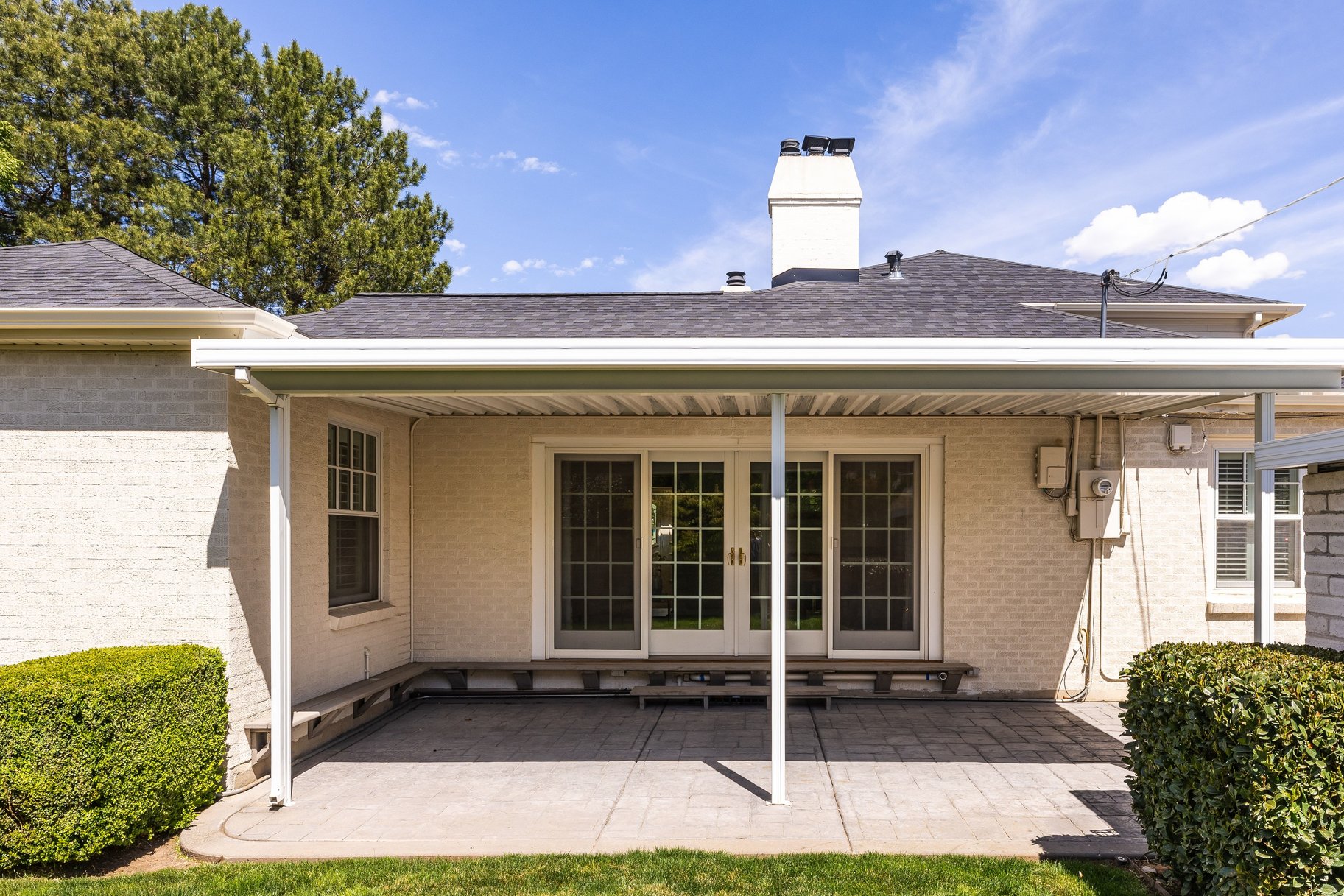  Exceptional Country Club Two-Story - 物件實景