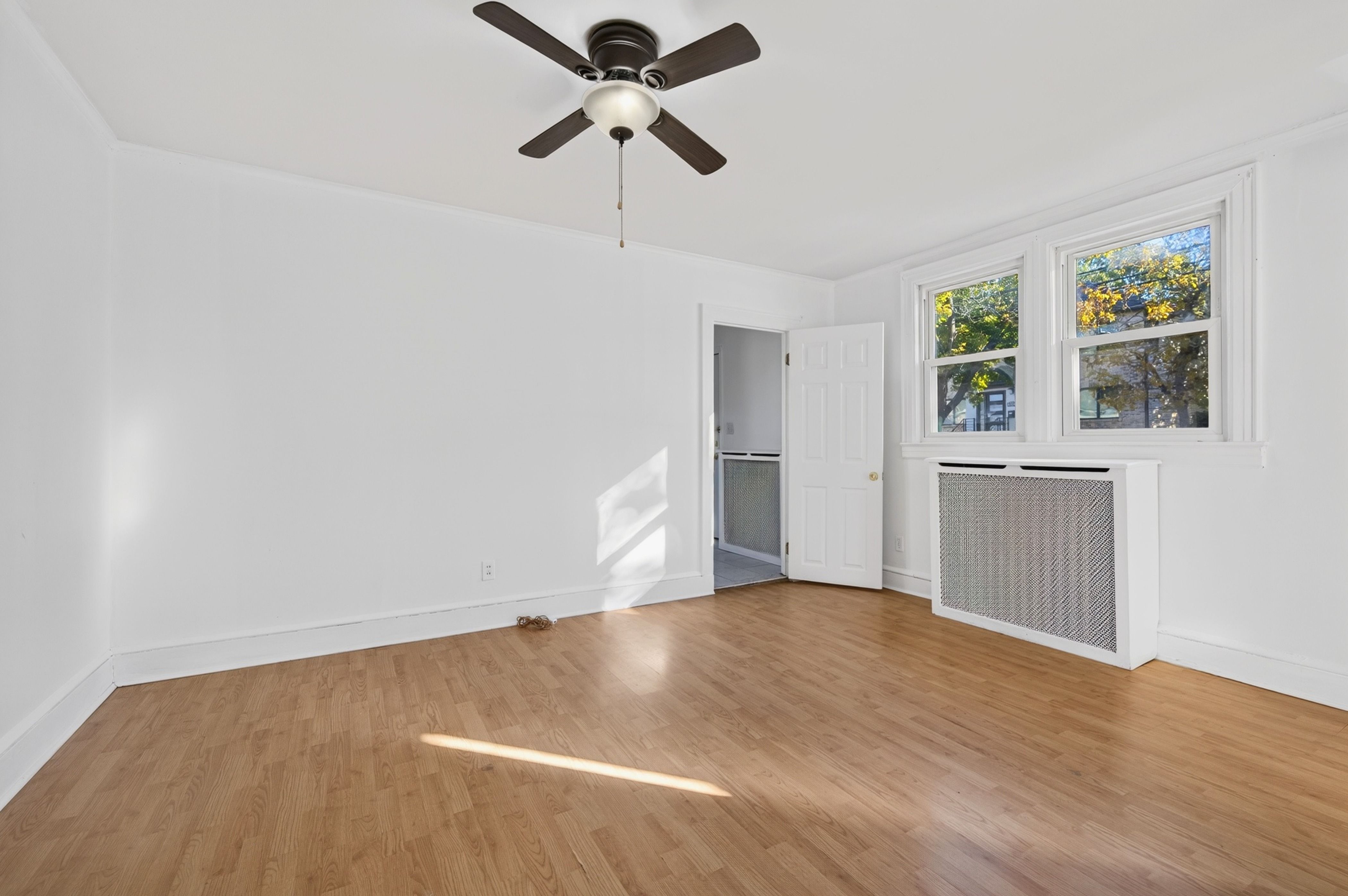  54 McKinley Avenue, Albertson, NY 11507 - 物件實景