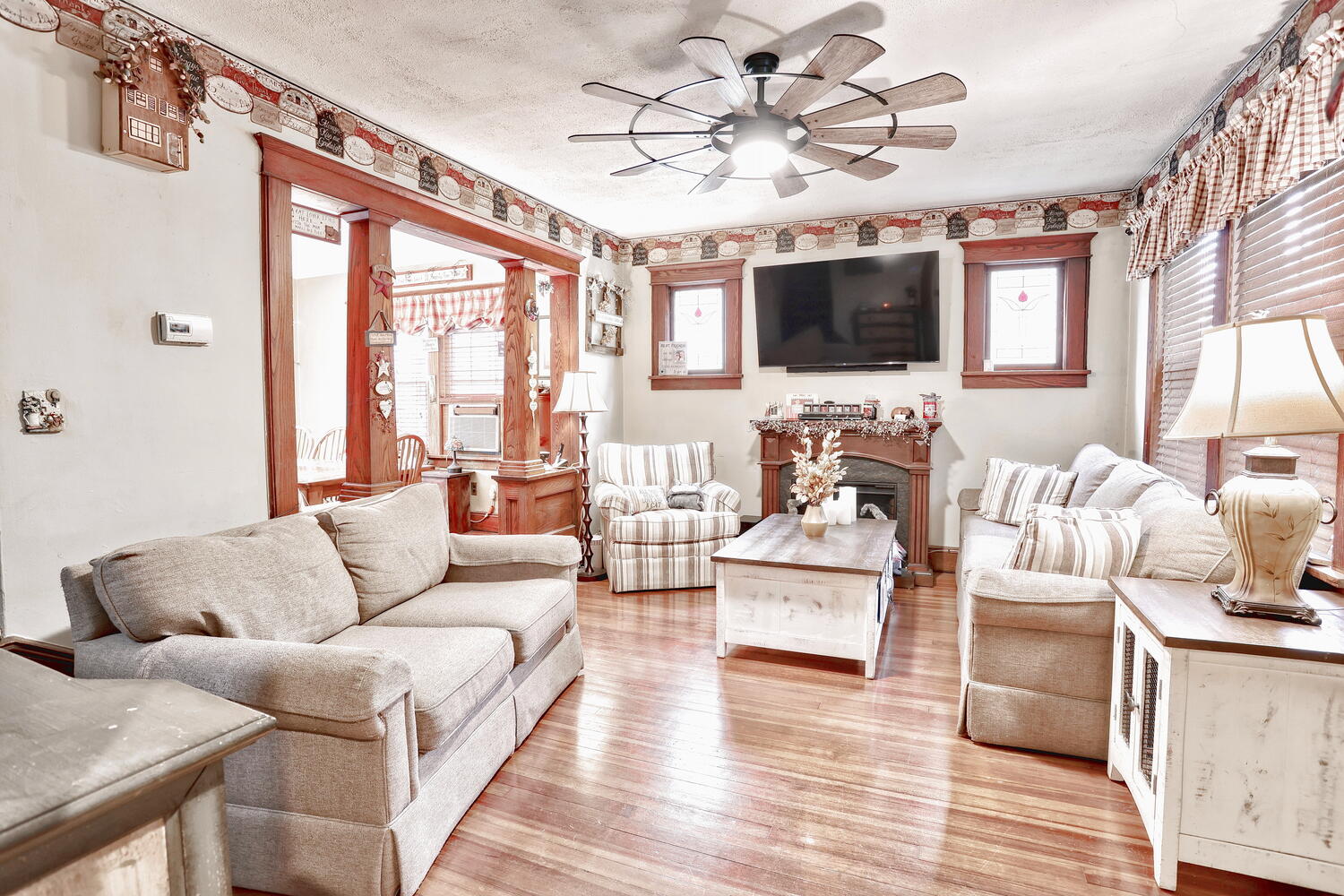 Clifton, New Jersey, 07011, United States, 2 Bedrooms Bedrooms, ,2 BathroomsBathrooms,Residential,For Sale,1975709