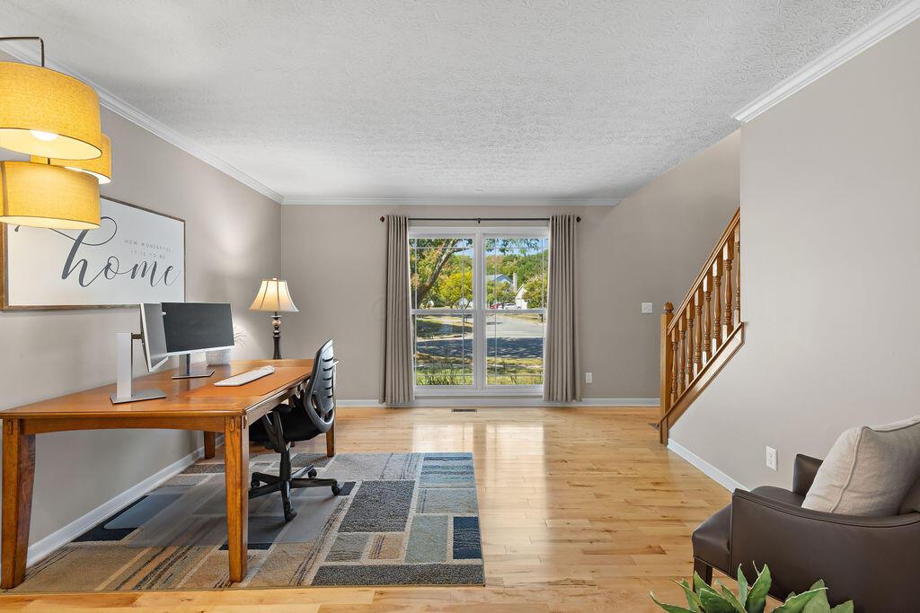 Dublin, Ohio, 43016, United States, 3 Bedrooms Bedrooms, ,3 BathroomsBathrooms,Residential,For Sale,1950814