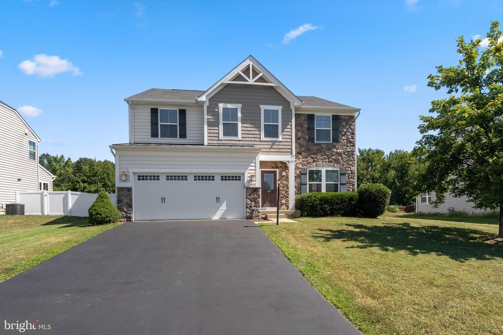 Fredericksburg, Virginia, 22408, United States, 4 Bedrooms Bedrooms, ,4 BathroomsBathrooms,Residential,For Sale,1932682
