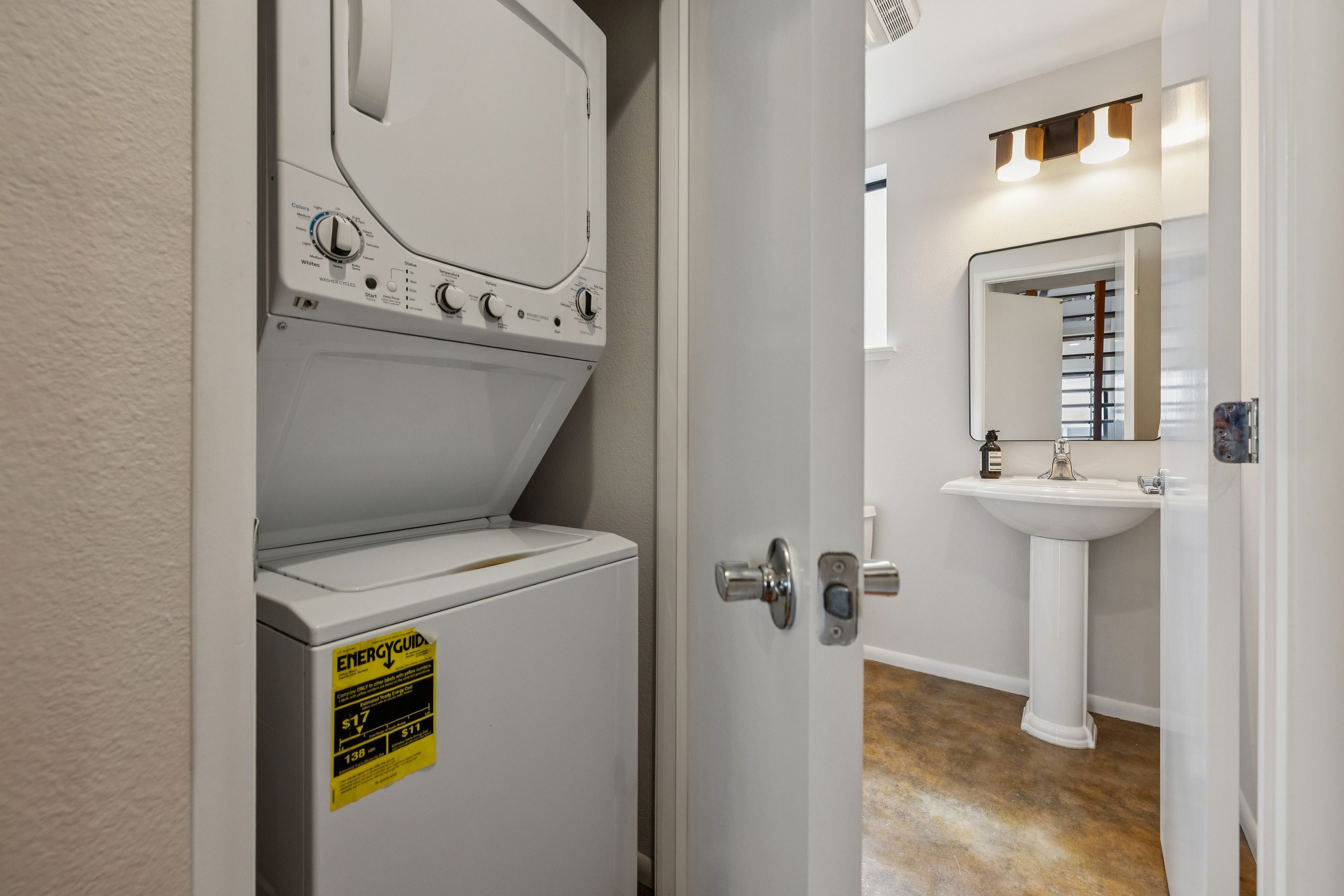  Modern Townhome in Prime North Oakland - 物件實景