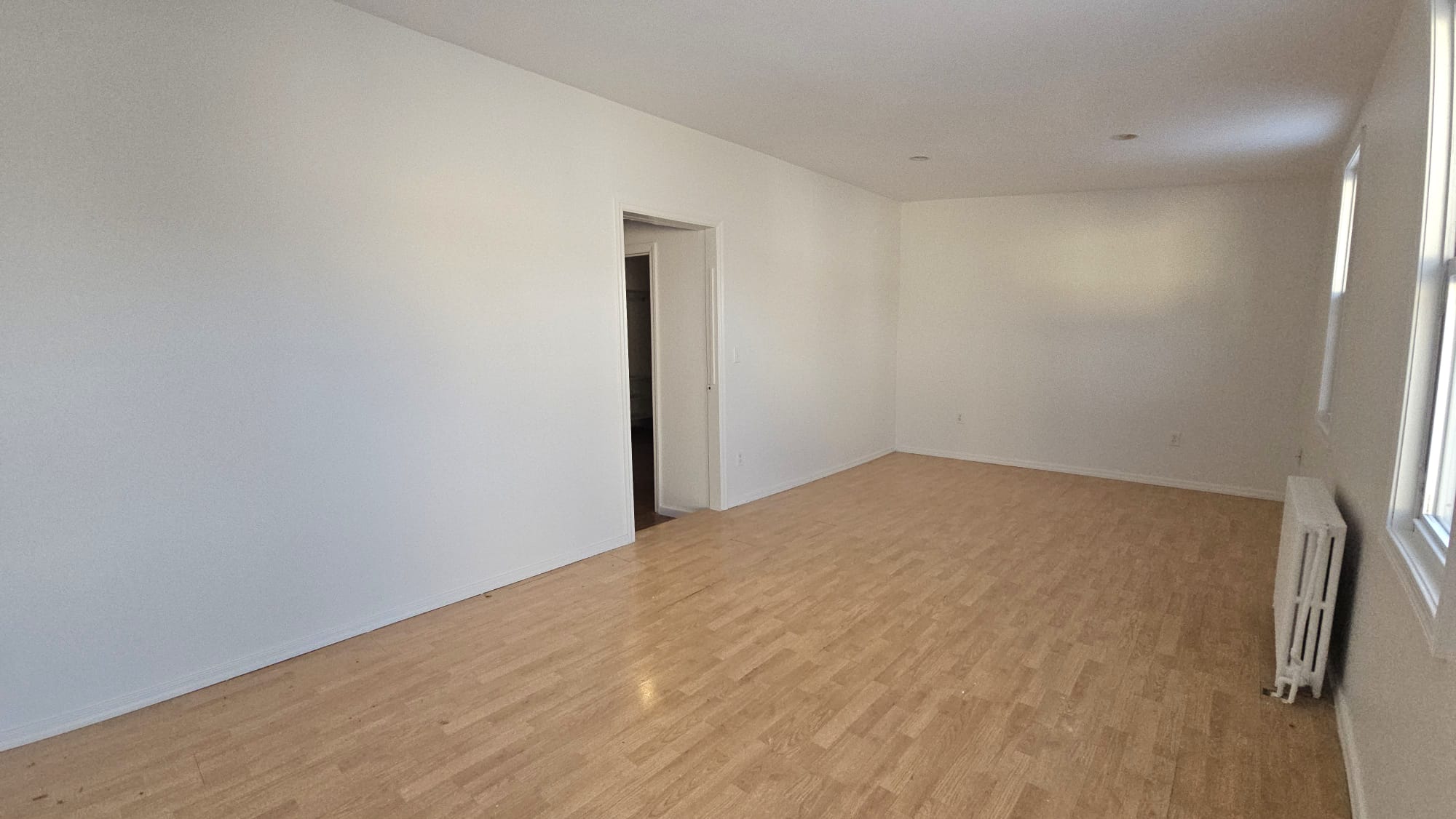 West New York, New Jersey, 07093, United States, 6 Bedrooms Bedrooms, ,4 BathroomsBathrooms,Residential,For Sale,2005144