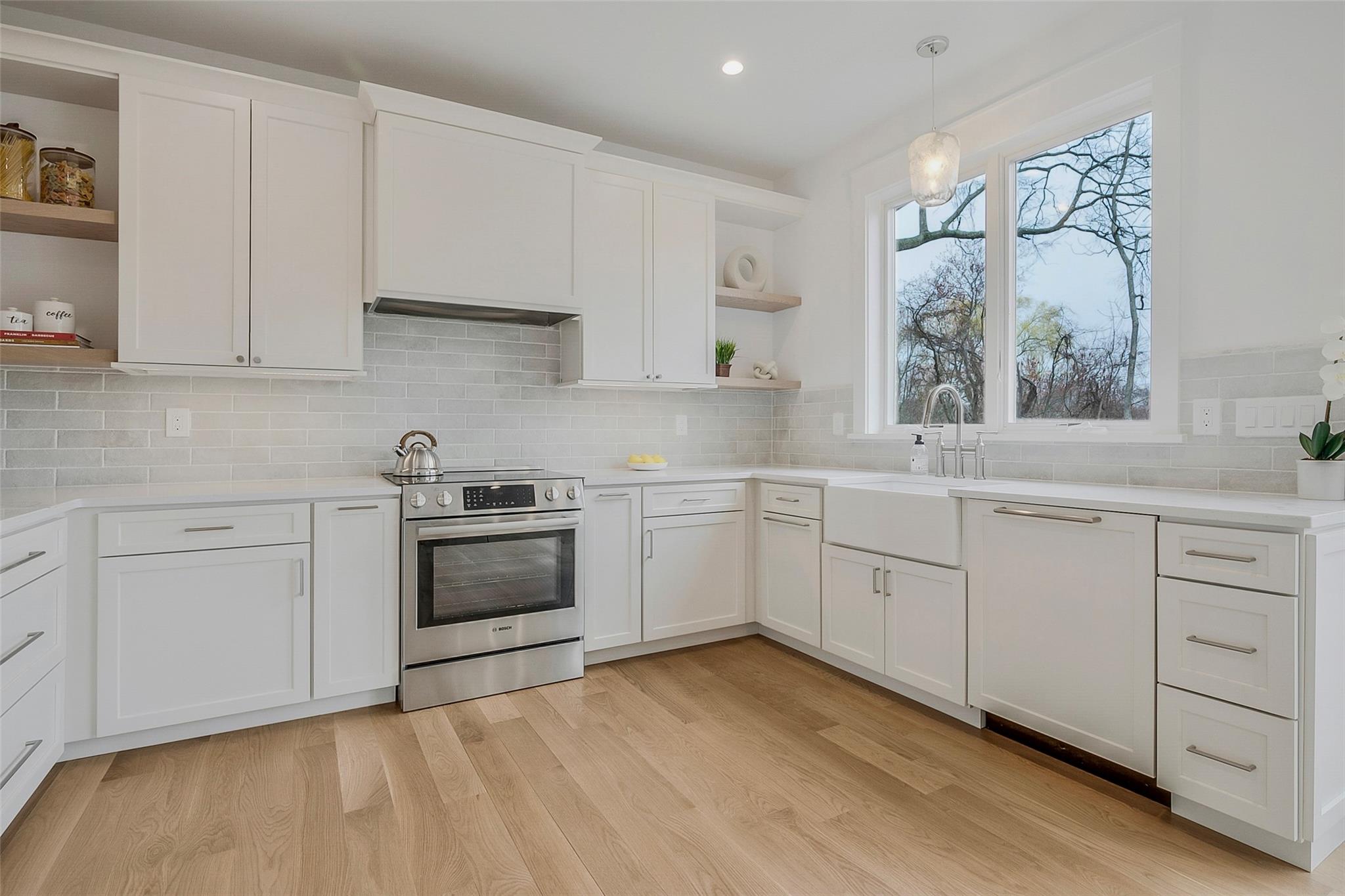 Greenport, New York, 11944, United States, 3 Bedrooms Bedrooms, ,3 BathroomsBathrooms,Residential,For Sale,1823554