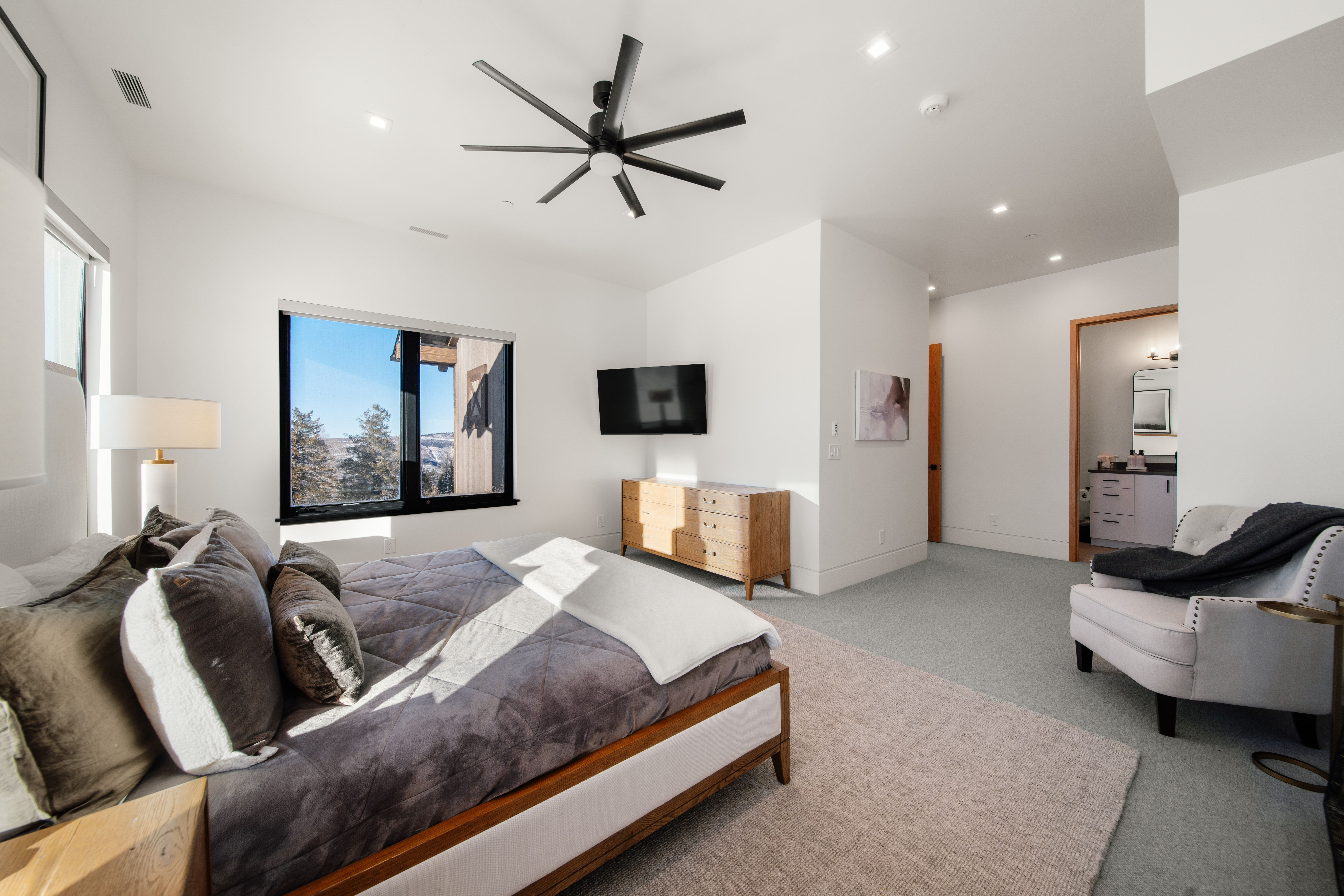  Mountain Modern Luxury Meets Effortless Cordillera Living at 145 Gore Trail - 物件實景