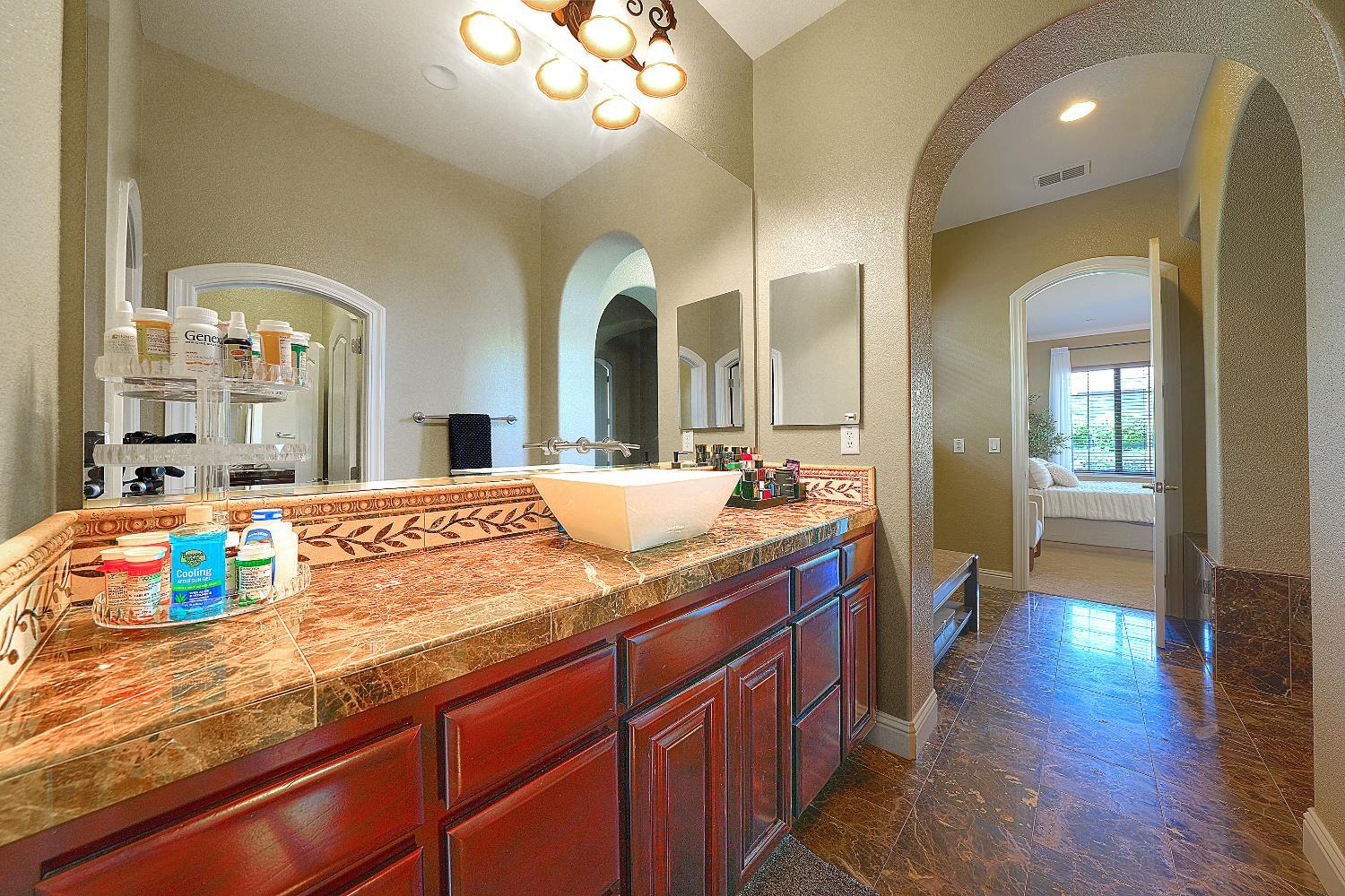 Lincoln, California, 95648, United States, 7 Bedrooms Bedrooms, ,5 BathroomsBathrooms,Residential,For Sale,1984434