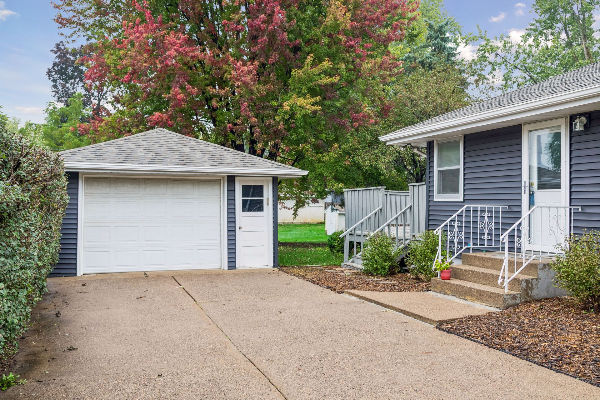  Modern Updates Meet Classic Roseville Living - 物件實景