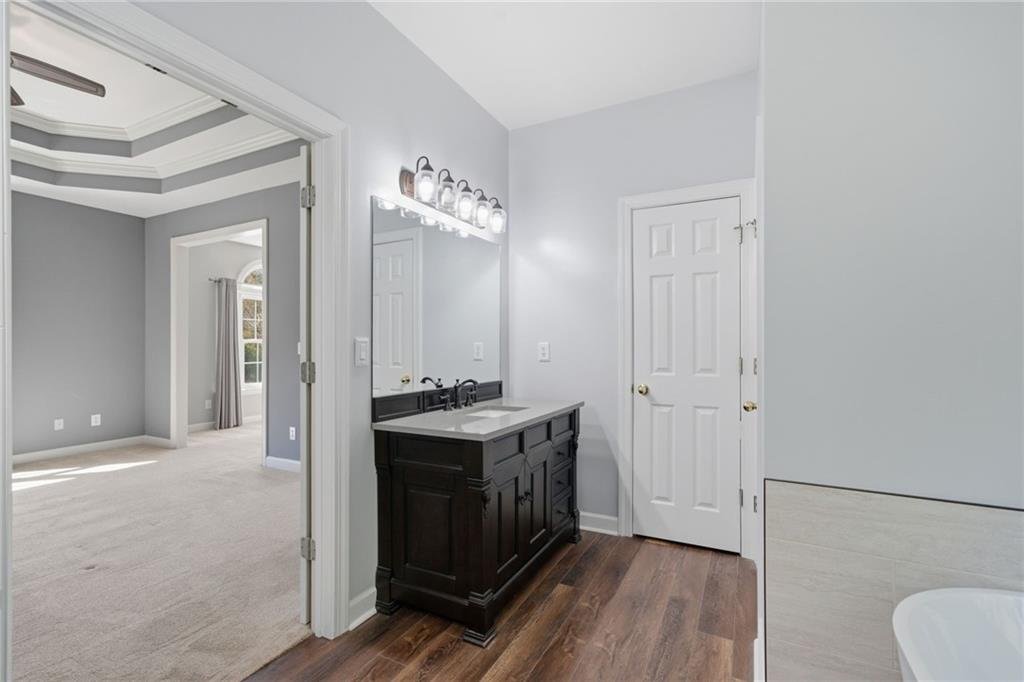 Suwanee, Georgia, 30024, United States, 4 Bedrooms Bedrooms, ,3 BathroomsBathrooms,Residential,For Sale,1979124