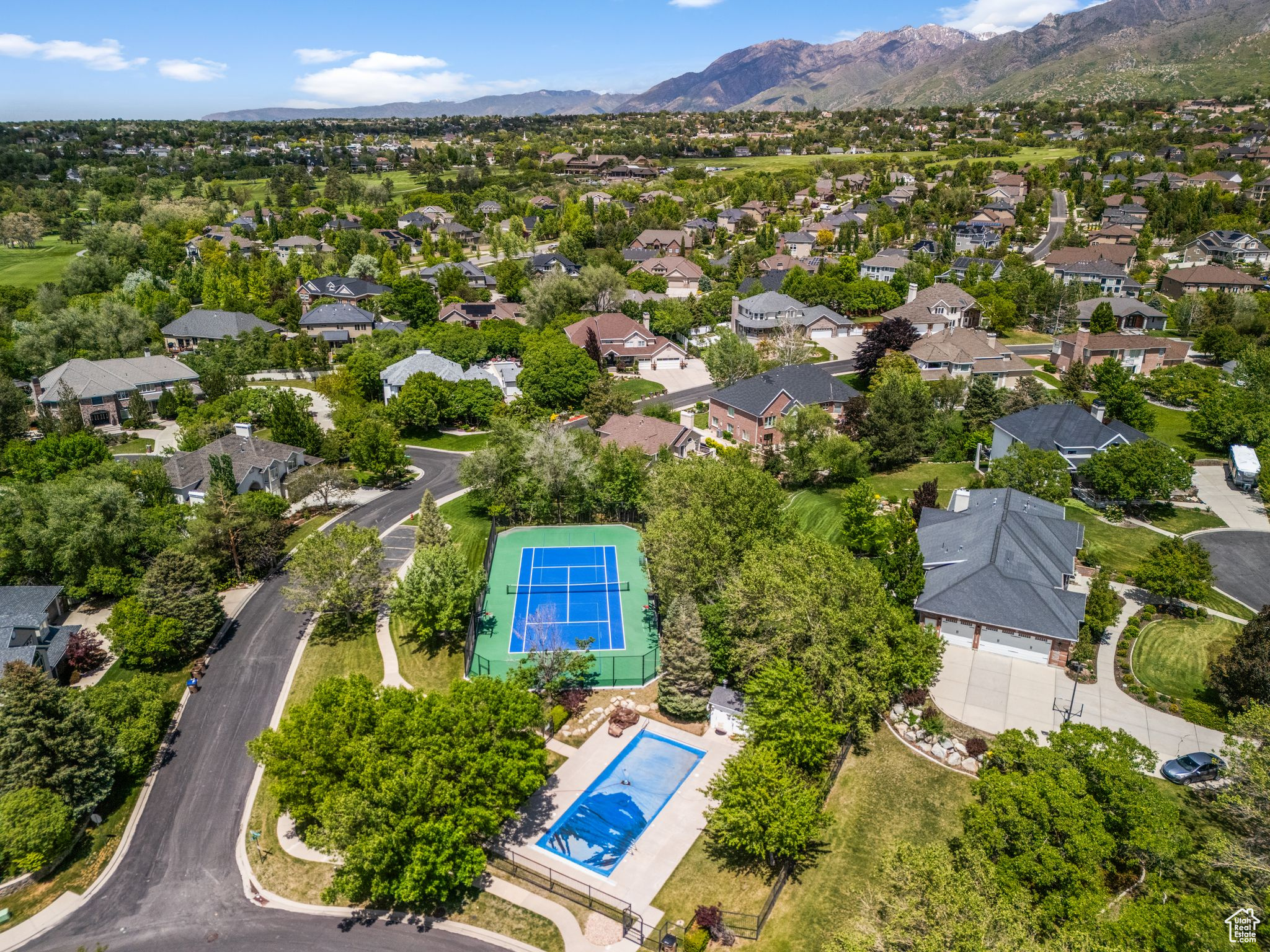 Draper, Utah, 84020, United States, 5 Bedrooms Bedrooms, ,3 BathroomsBathrooms,Residential,For Sale,1828225