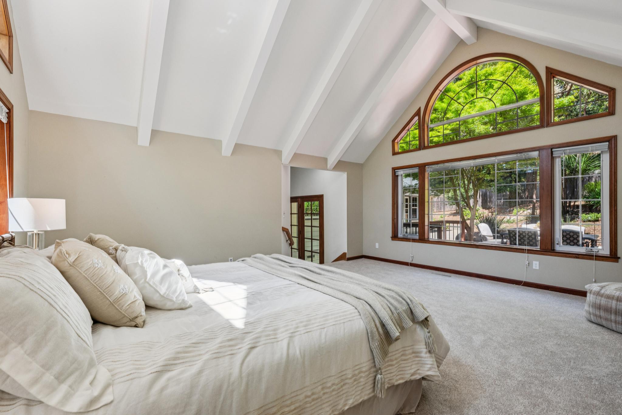  Elegant Northeast Santa Rosa Home on .5 Acres - 物件實景