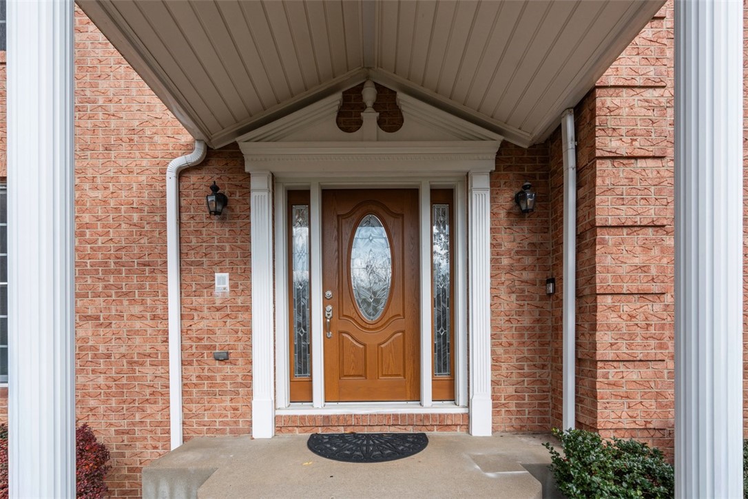 Robinson Twp, Pennsylvania, 15136, United States, 4 Bedrooms Bedrooms, ,4 BathroomsBathrooms,Residential,For Sale,1992157