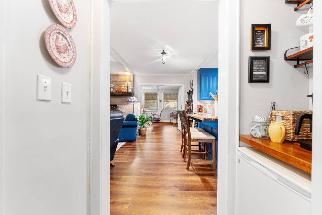 Hartwell, Georgia, 30643, United States, 4 Bedrooms Bedrooms, ,3 BathroomsBathrooms,Residential,For Sale,1989315