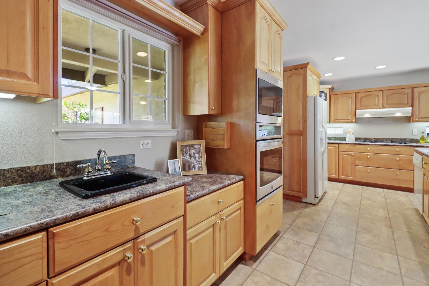 Sacramento, California, 95821, United States, 3 Bedrooms Bedrooms, ,2 BathroomsBathrooms,Residential,For Sale,1941774