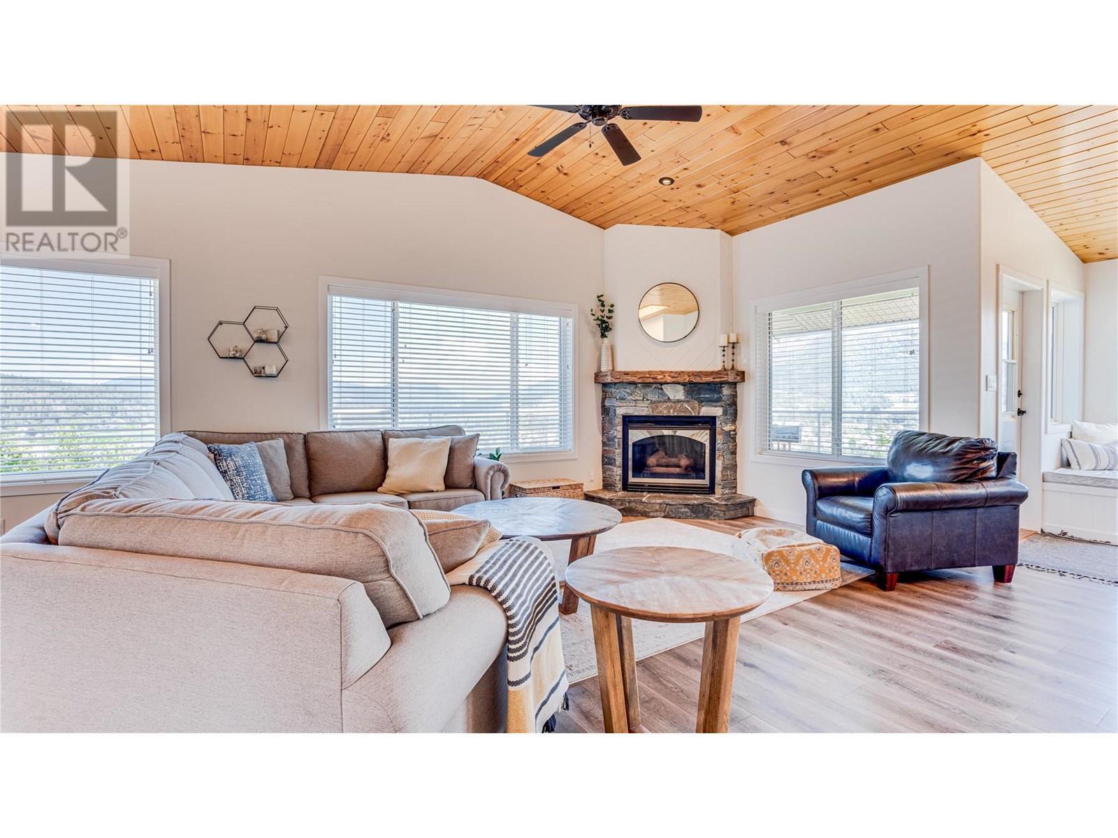 ENDERBY, British Columbia, V4Y 4B8, CA, 4 Bedrooms Bedrooms, ,3 BathroomsBathrooms,Residential,For Sale,1906459