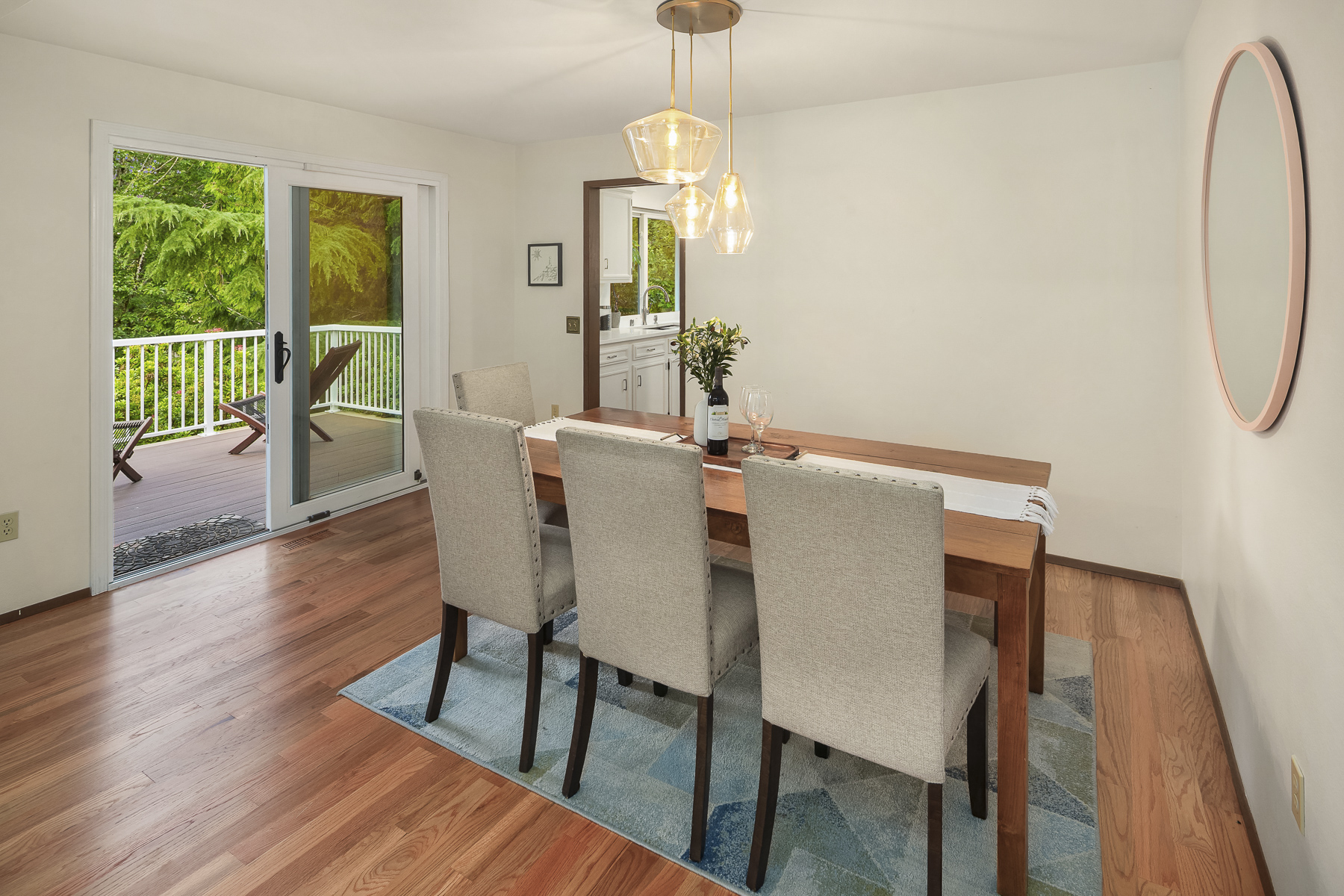  14130 SE 49th Place, Bellevue, WA 98006 - 物件實景