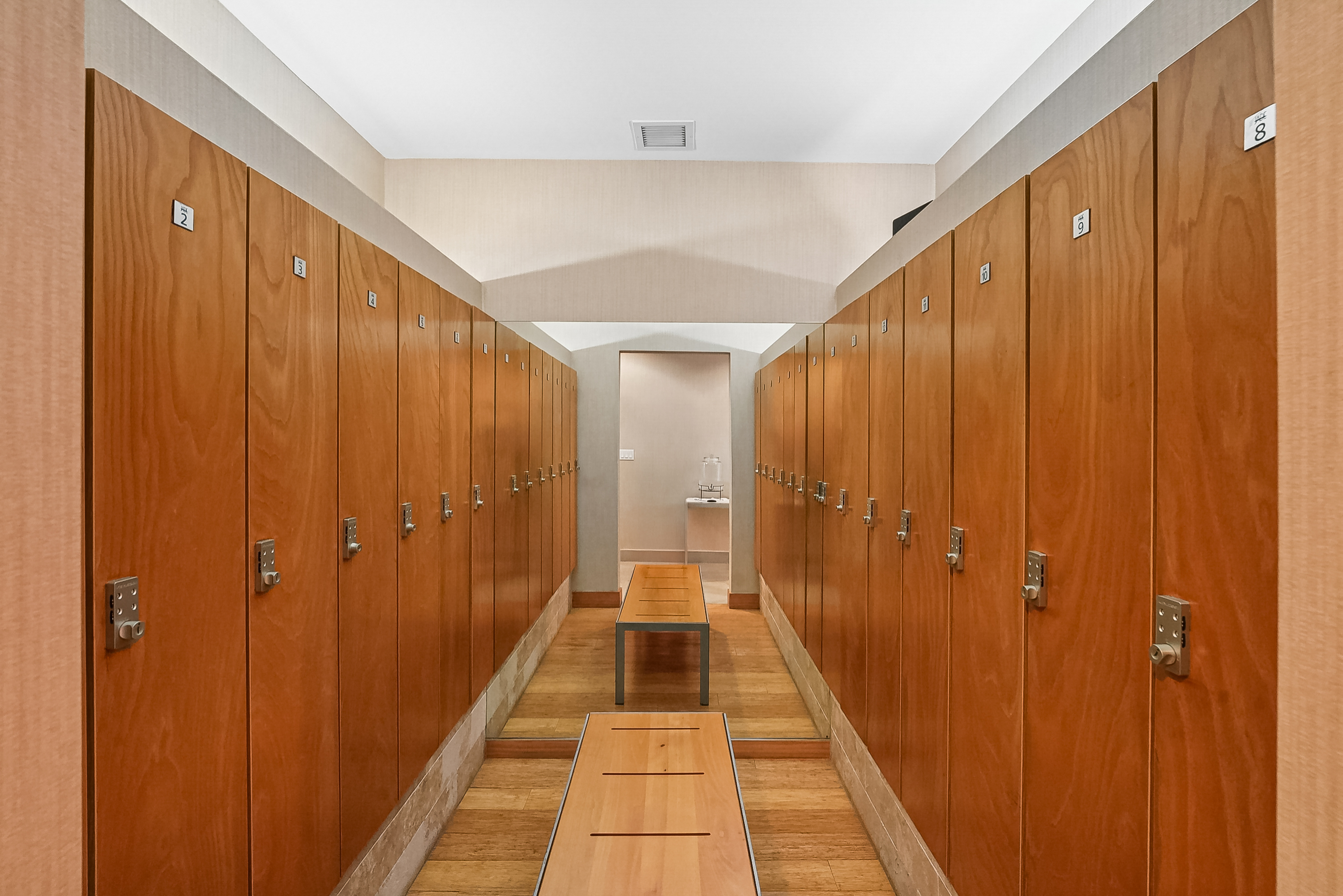  1331 Brickell Bay Dr, Miami, FL, 33131 - 物件實景