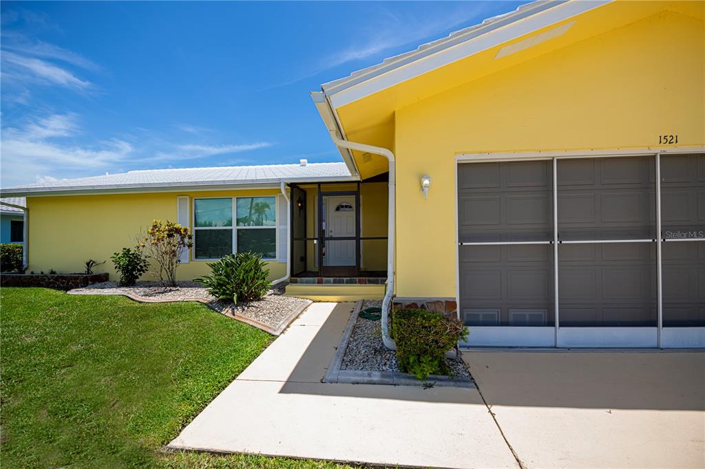 Punta Gorda, Florida, 33950, United States, 2 Bedrooms Bedrooms, ,2 BathroomsBathrooms,Residential,For Sale,1903720