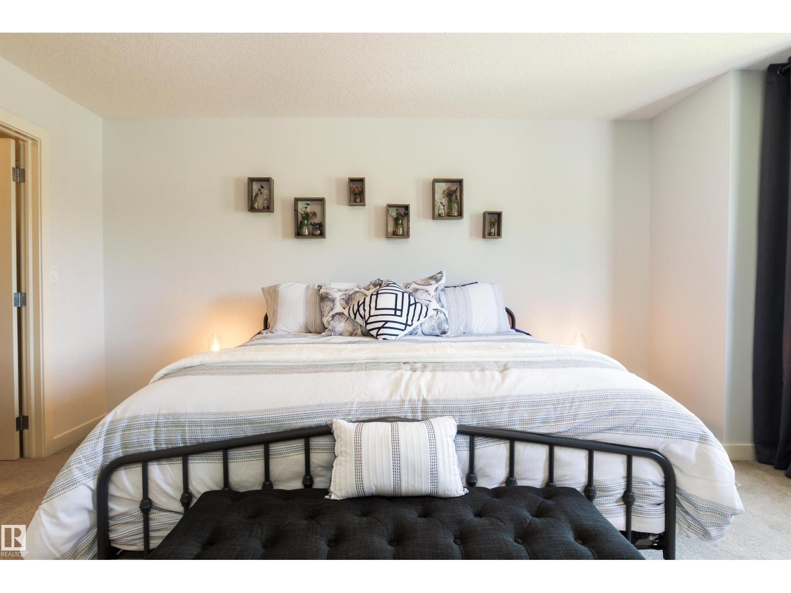 EDMONTON, Alberta, T5R 1N1, CA, 5 Bedrooms Bedrooms, ,3 BathroomsBathrooms,Residential,For Sale,1913571