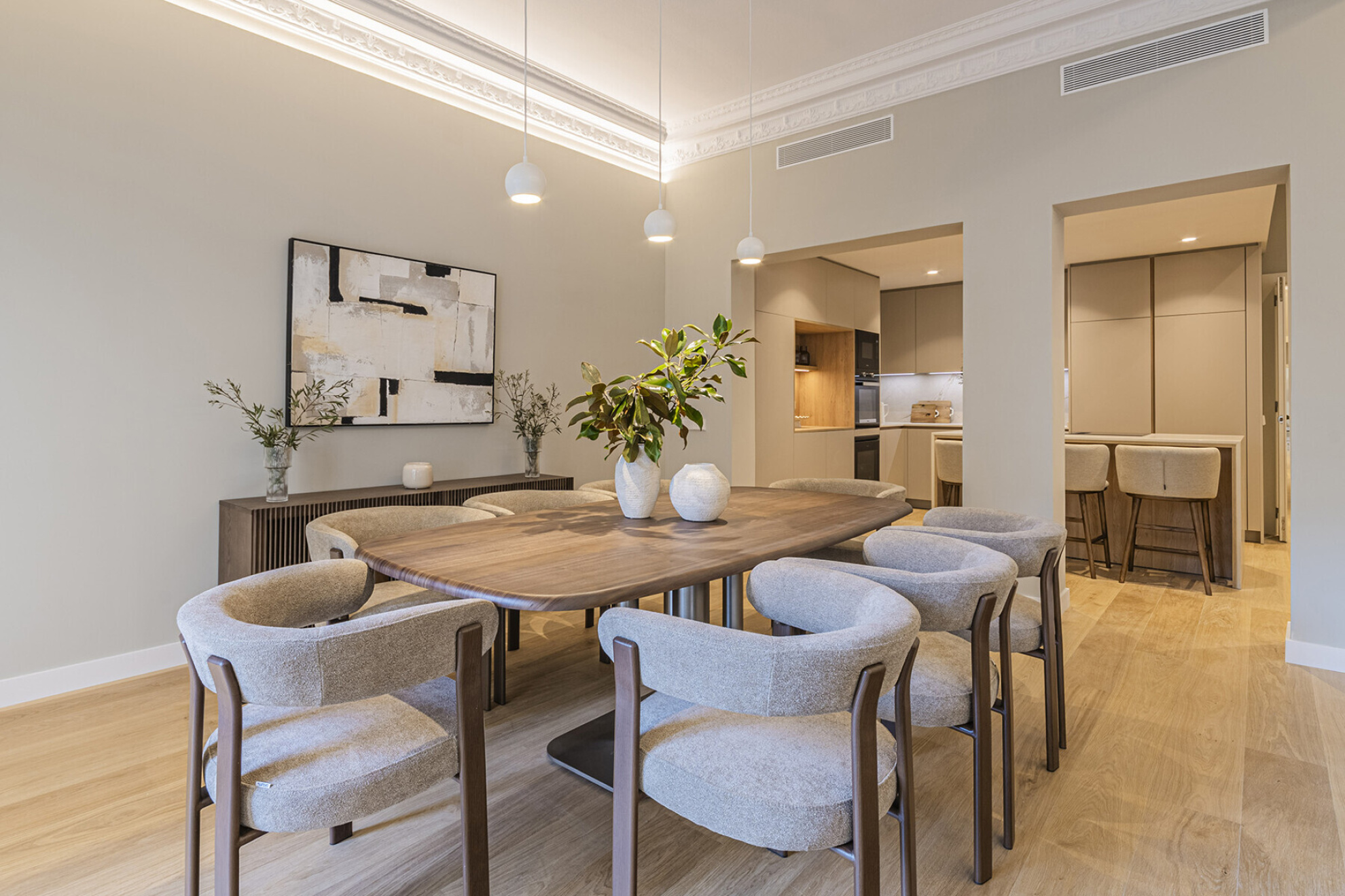  Elegant 5 Bedroom Renovated Apartment in Barcelona - 物件實景