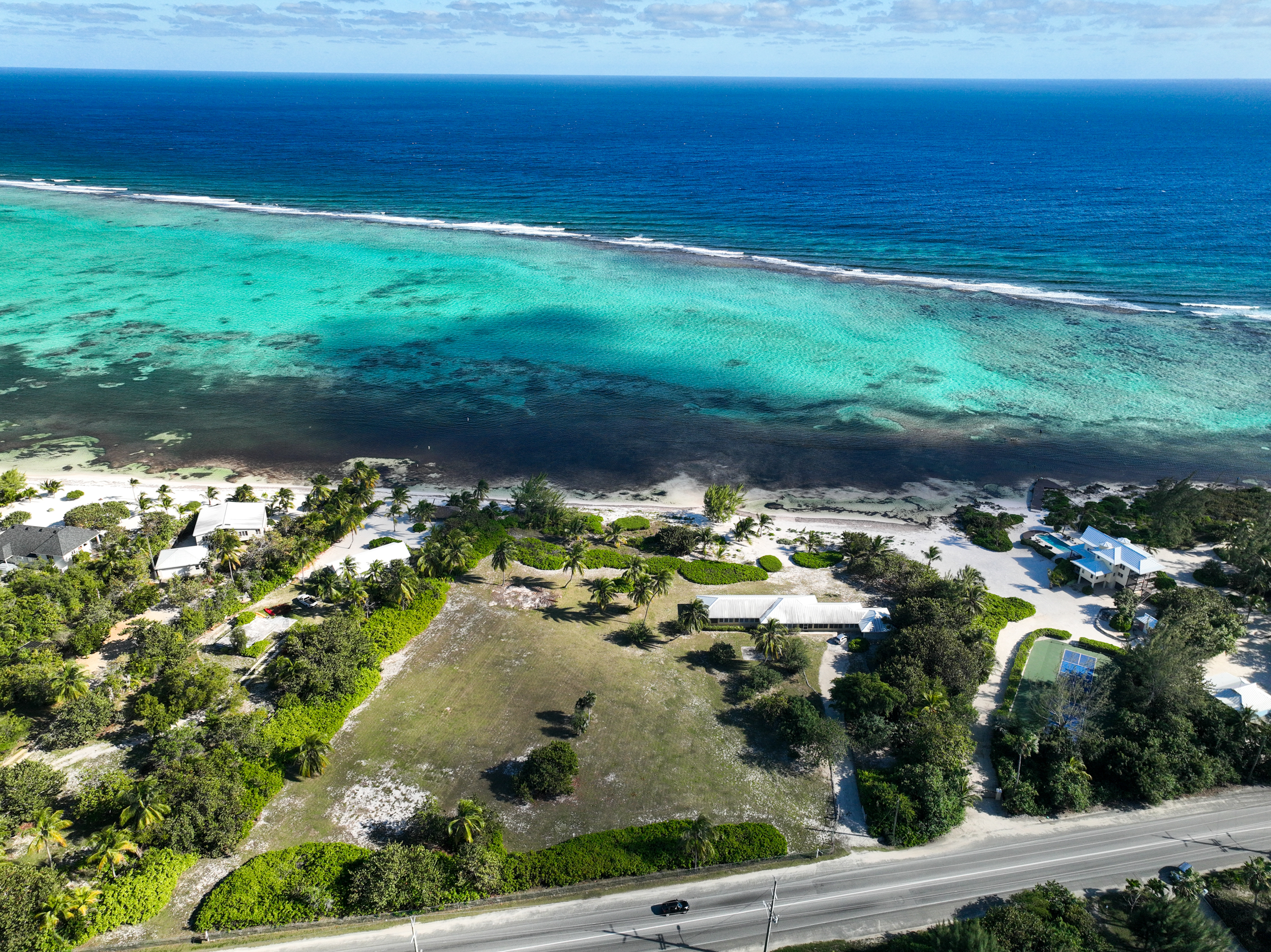  Prime Beachfront Land - 物件實景