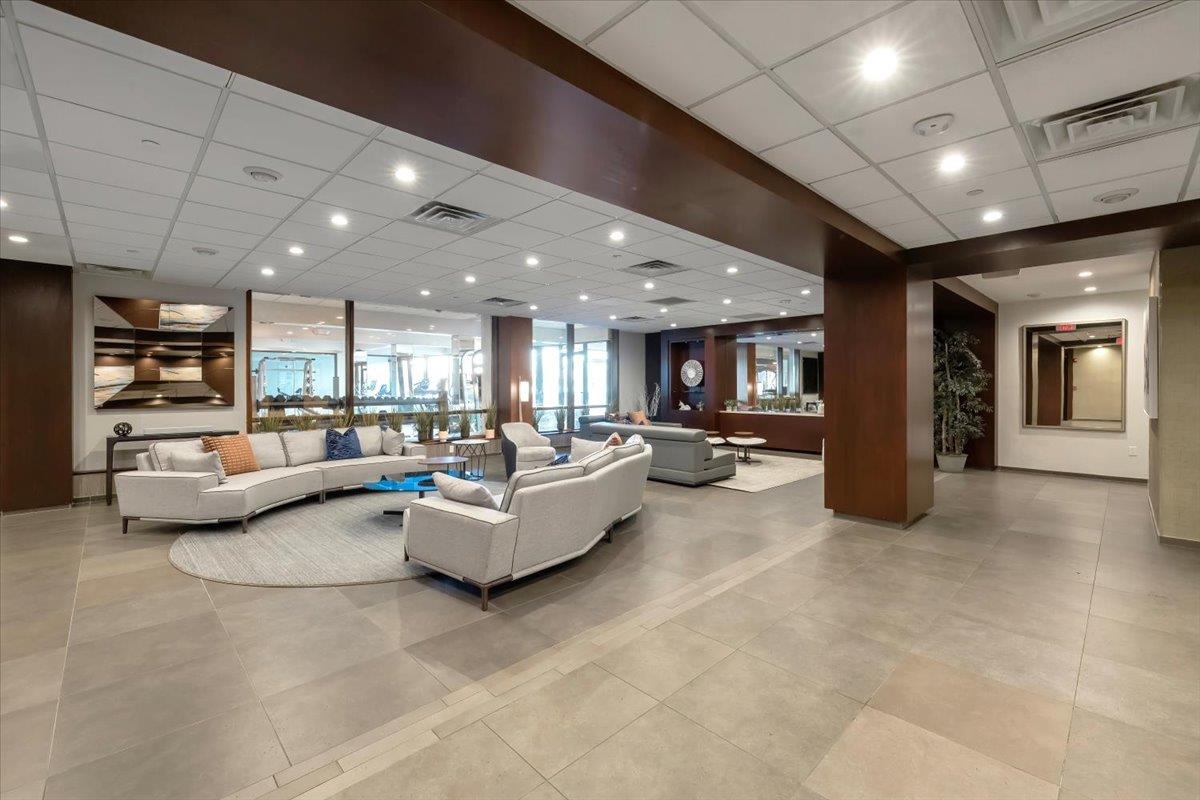 Edgewater, New Jersey, 07020, United States, 2 Bedrooms Bedrooms, ,2 BathroomsBathrooms,Residential,For Sale,1995934