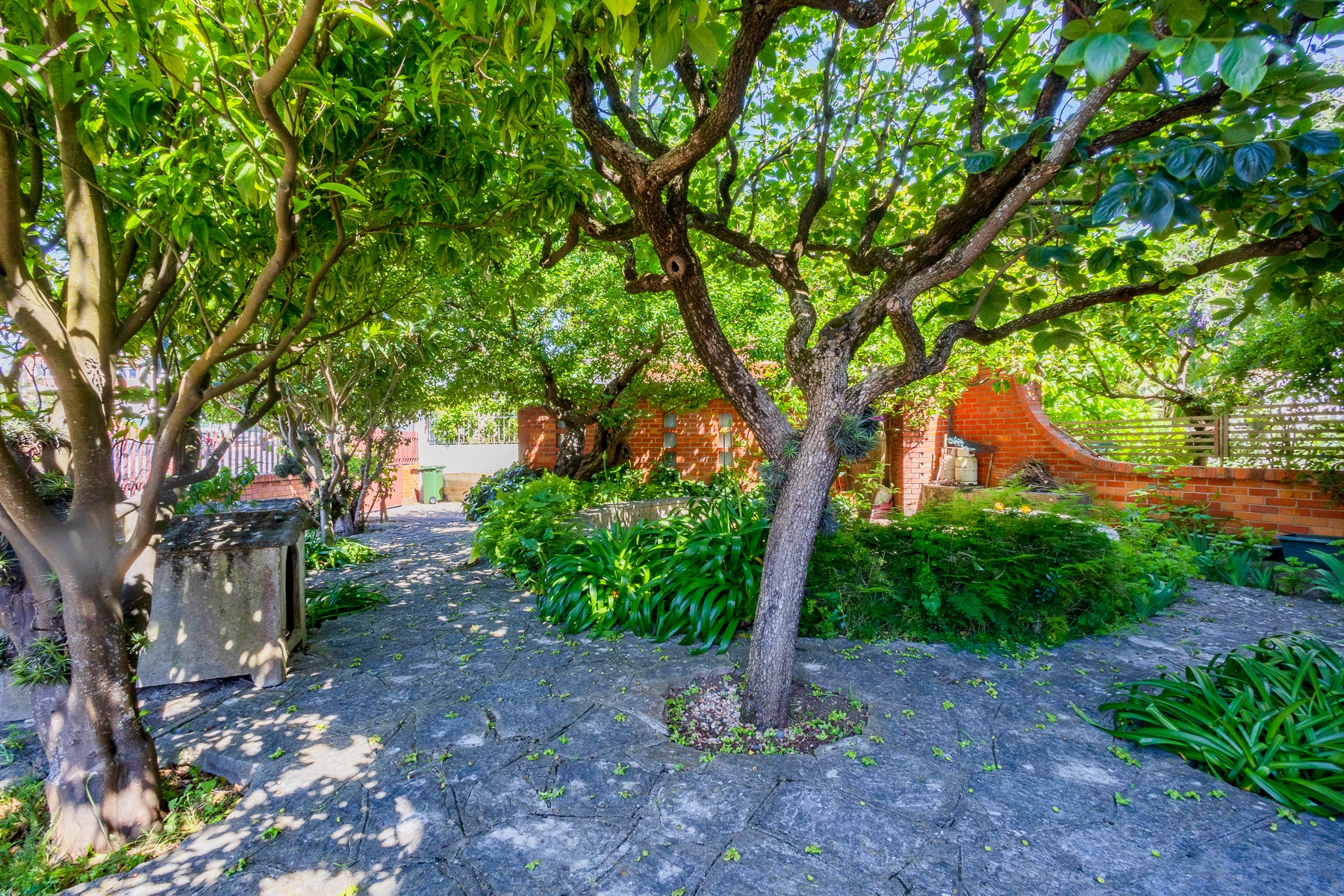  Semi-detached house, 5 bedrooms, for Sale - 物件實景