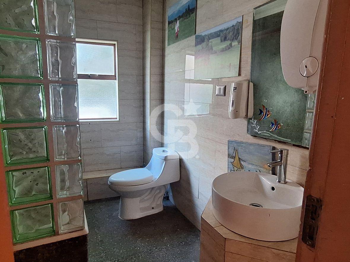 Osorno, Chile, 5 Bedrooms Bedrooms, ,4 BathroomsBathrooms,Residential,For Sale,1998549