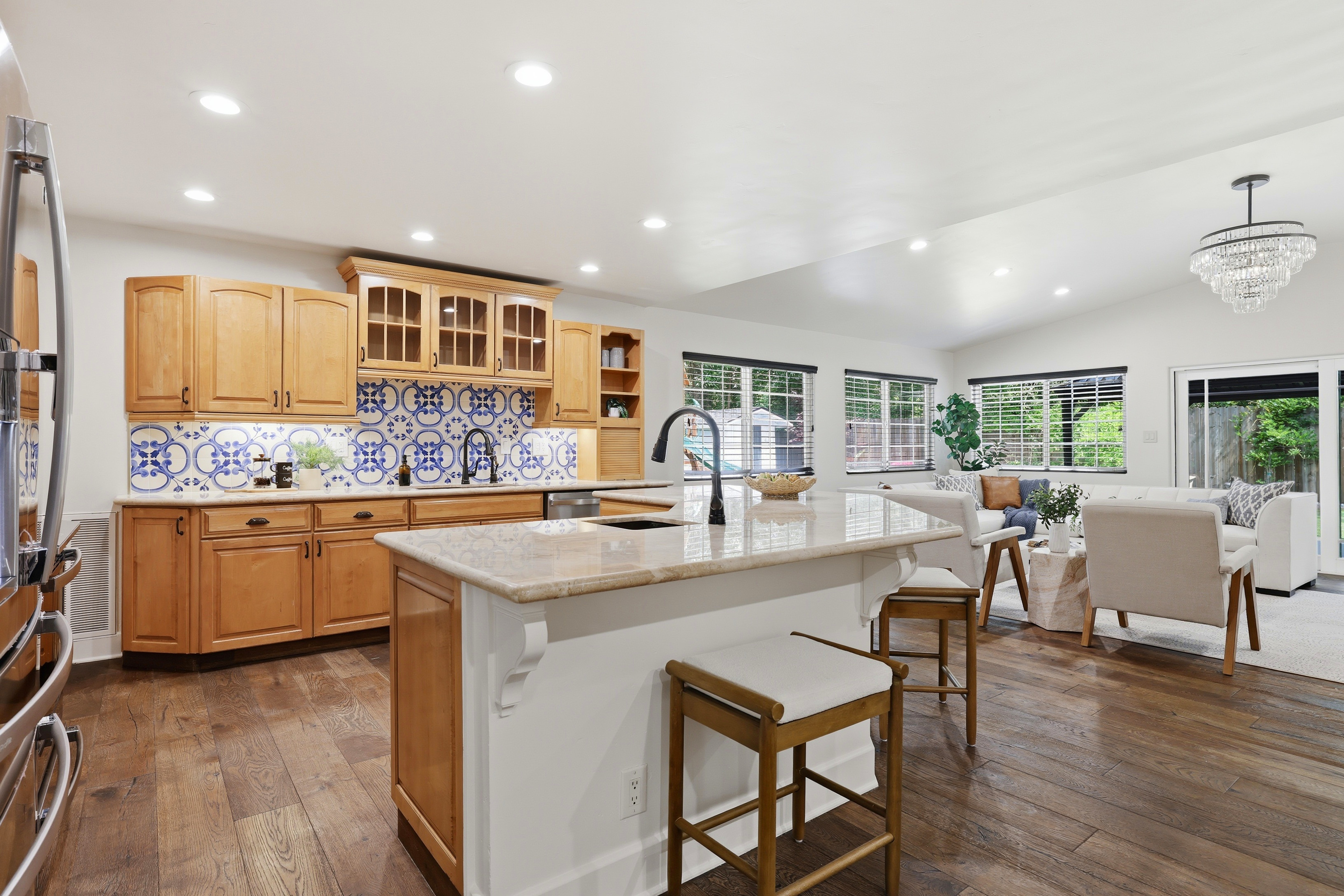  8735 Phoenix Avenue, Fair Oaks, CA 95628 - 物件實景