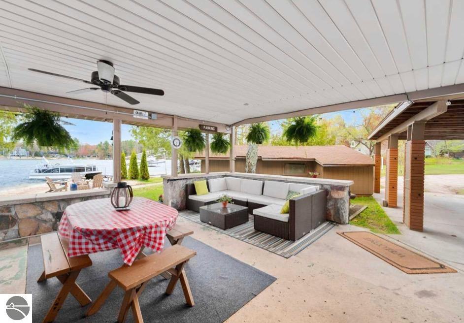 Traverse City, Michigan, 49685, United States, 9 Bedrooms Bedrooms, ,5 BathroomsBathrooms,Residential,For Sale,1995460