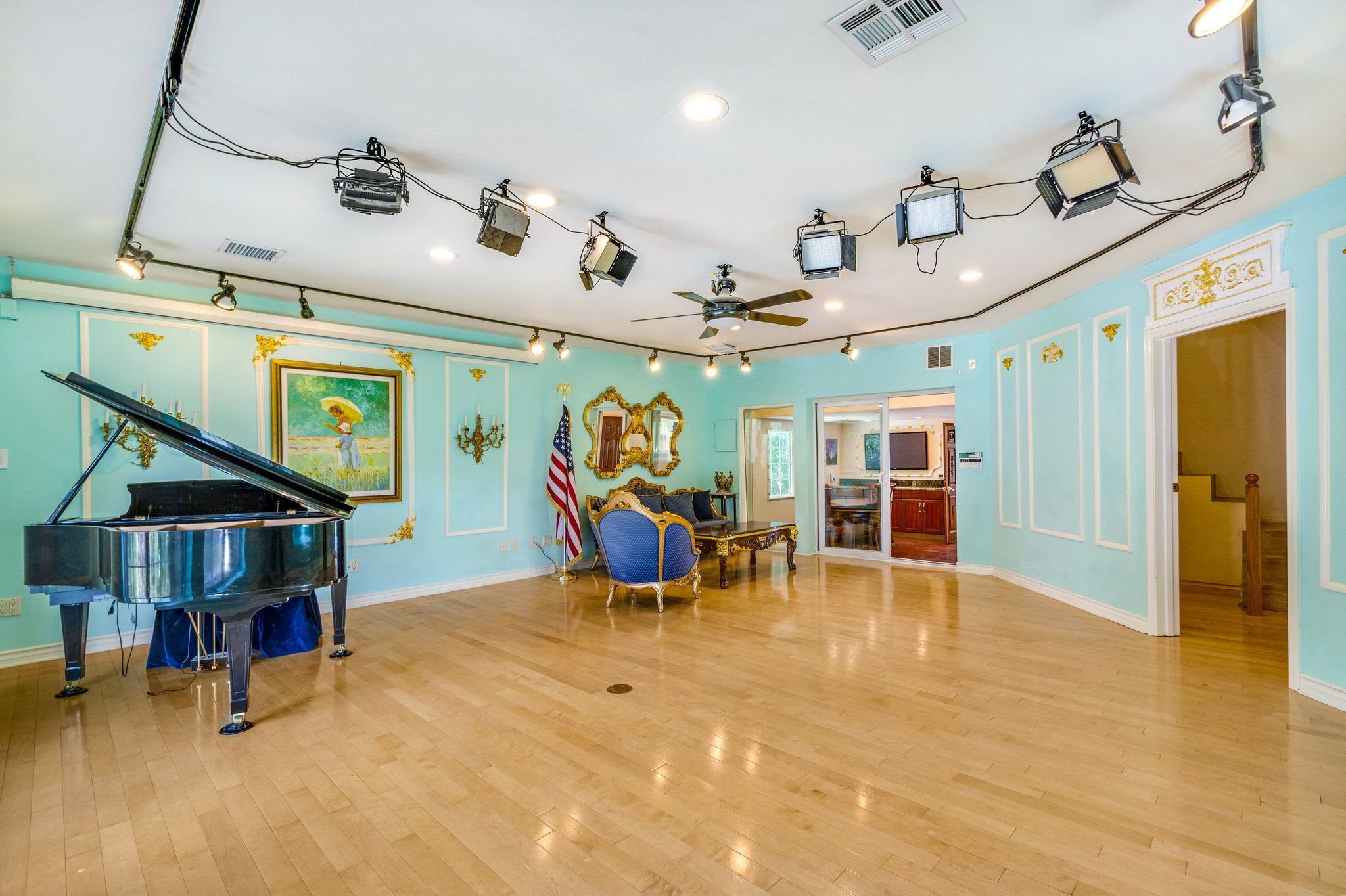  21128 Bellini Dr - 物件實景