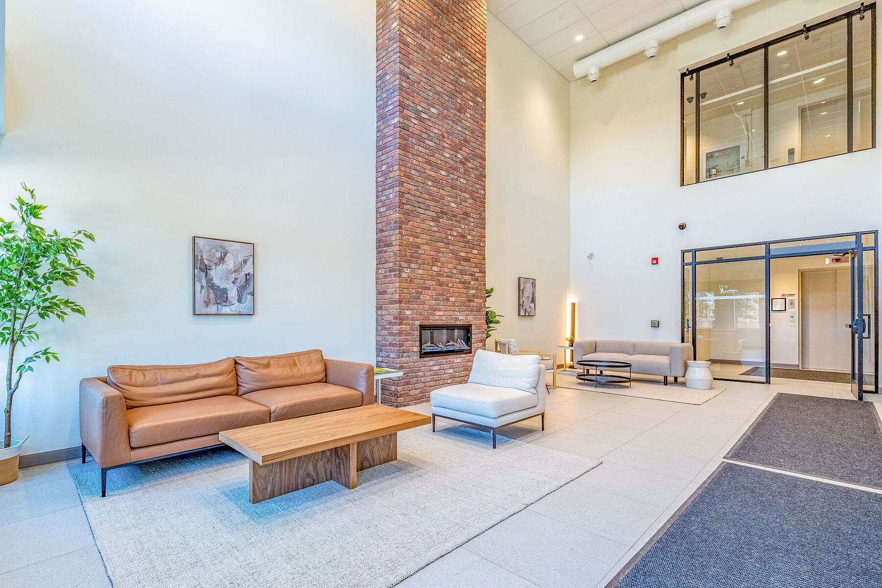  Bright & Spacious Condo Living - 物件實景