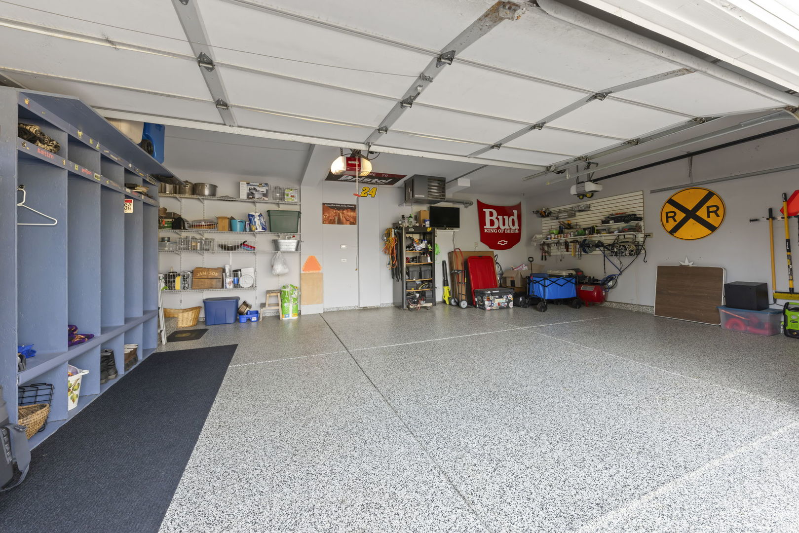 Oswego, Illinois, 60543, United States, 4 Bedrooms Bedrooms, ,3 BathroomsBathrooms,Residential,For Sale,1949228