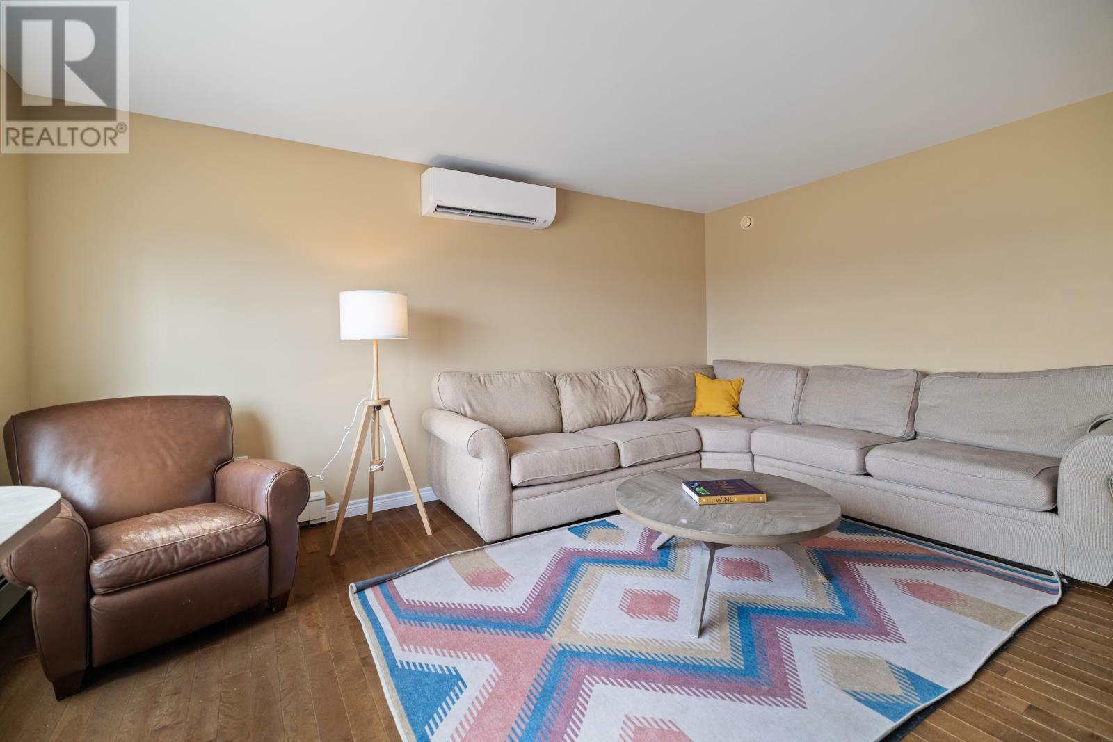 WEST ROYALTY, Prince Edward Island, C1E 2M3, CA, 4 Bedrooms Bedrooms, ,2 BathroomsBathrooms,Residential,For Sale,1874083