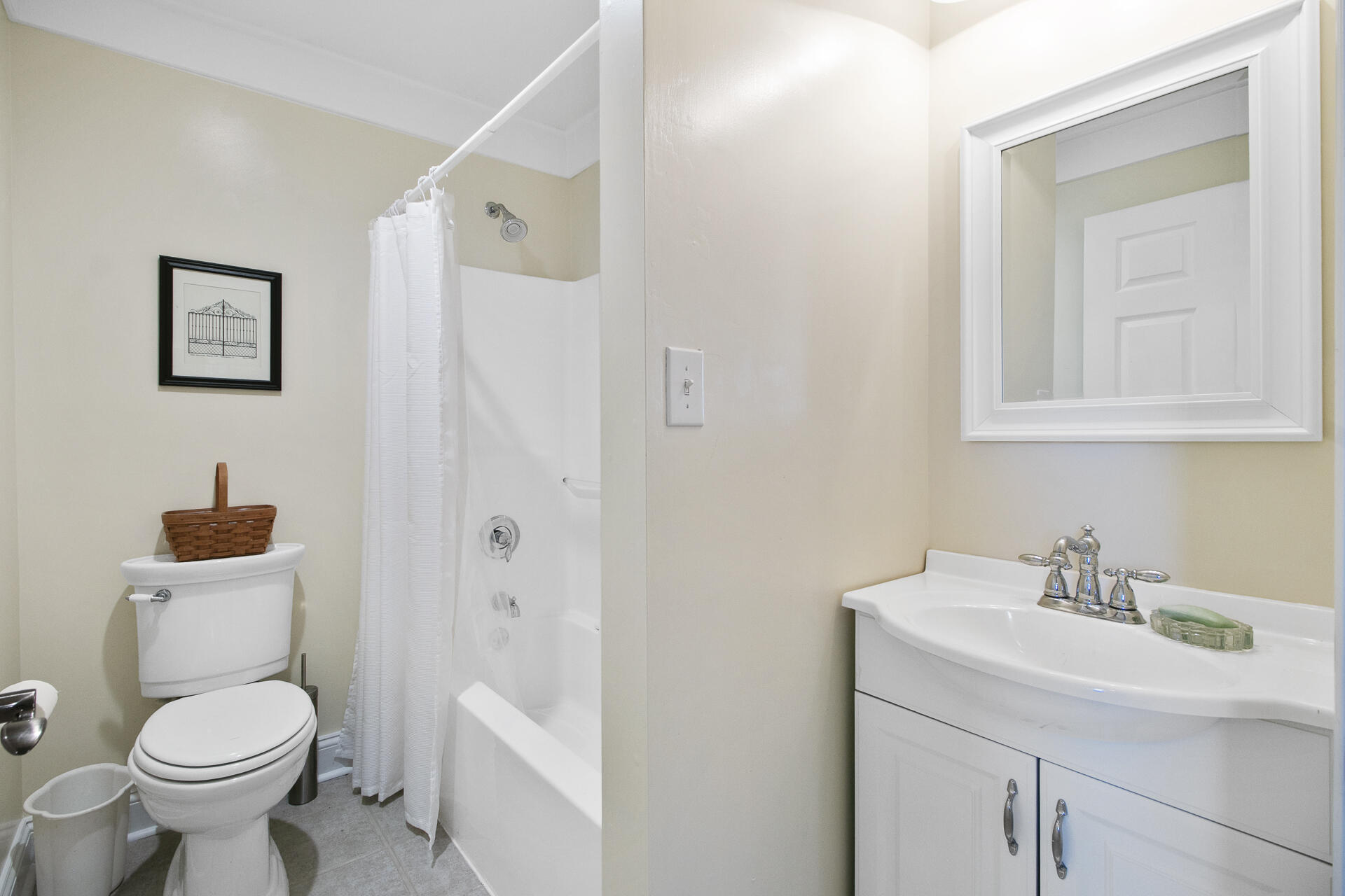 Cross, South Carolina, 29436, United States, 4 Bedrooms Bedrooms, ,3 BathroomsBathrooms,Residential,For Sale,1992832