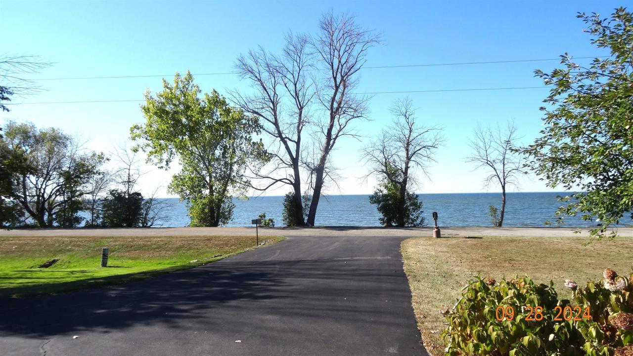 Brussels, Wisconsin, 54204, United States, 4 Bedrooms Bedrooms, ,3 BathroomsBathrooms,Residential,For Sale,1837753